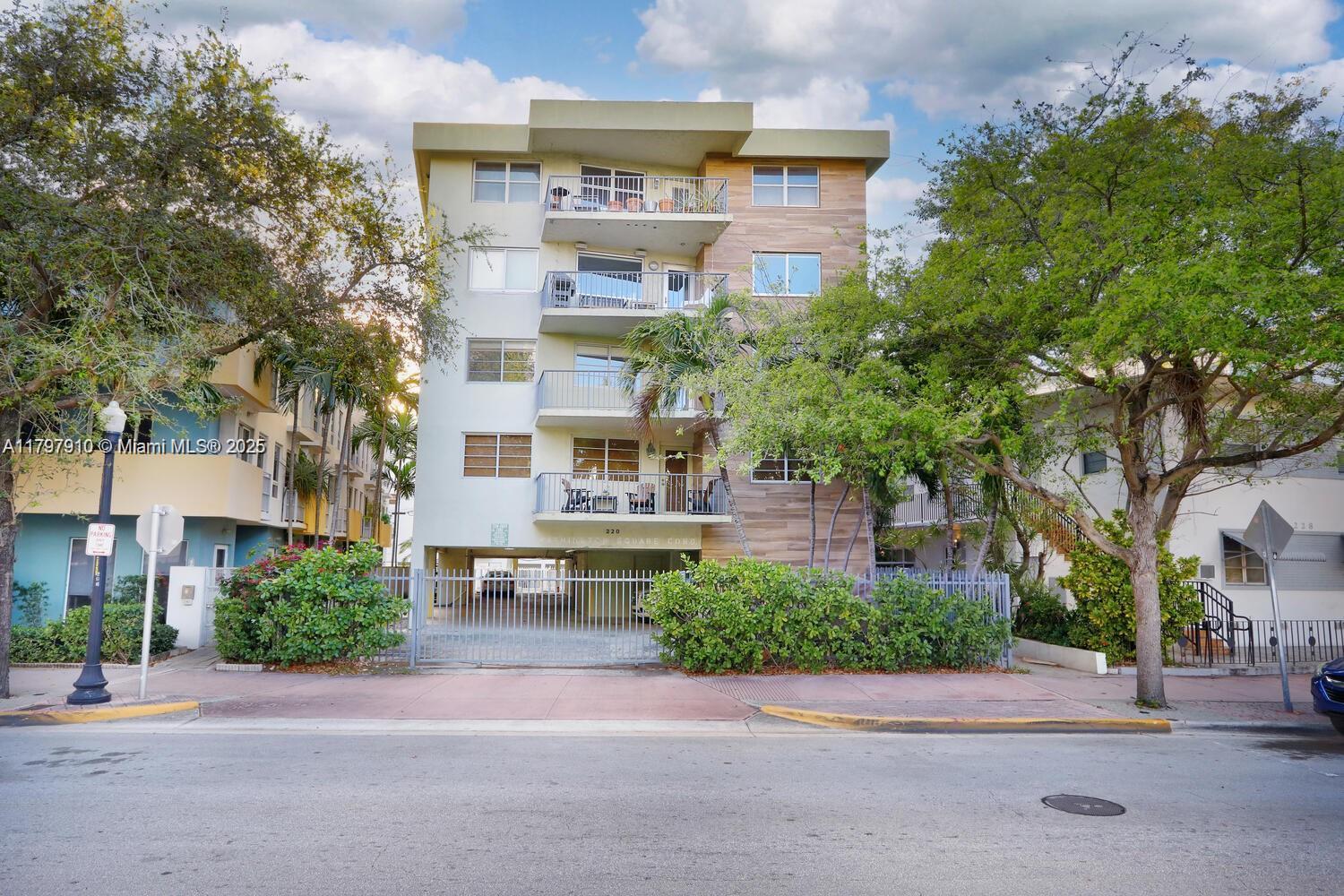 Rental Property at 220 Washington Ave 3A, Miami Beach, Miami-Dade County, Florida - Bedrooms: 2 
Bathrooms: 2  - $4,000 MO.