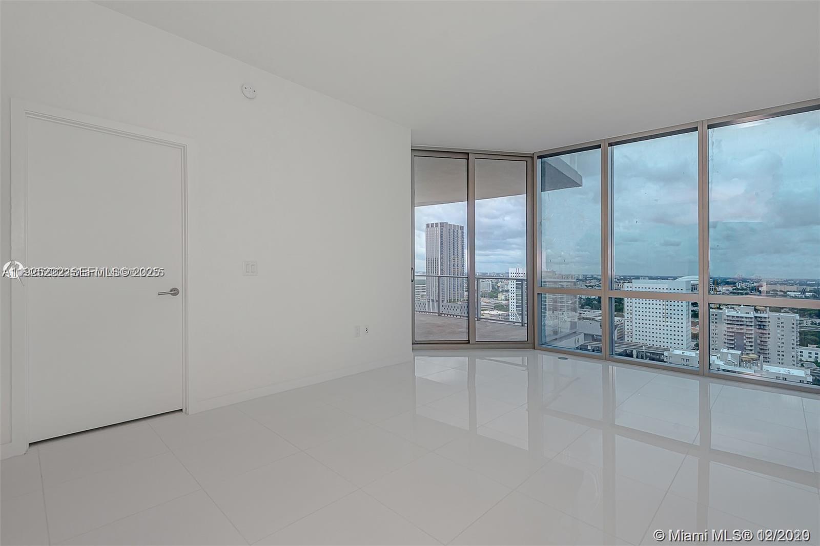 PARAMOUNT MIAMI WORLD - Residential