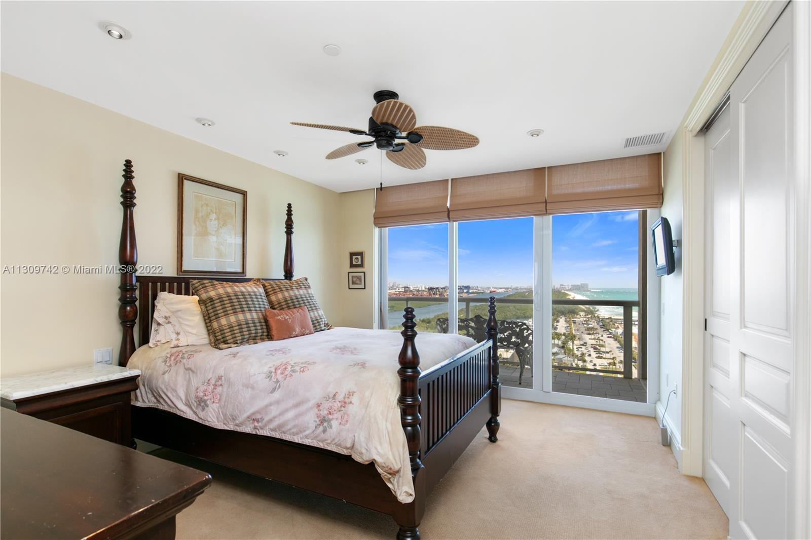 RENAISSANCE ON THE OCEAN - Residential