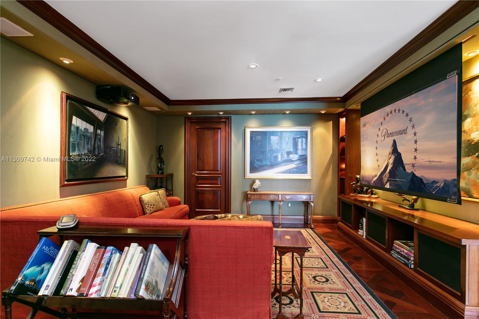 RENAISSANCE ON THE OCEAN - Residential