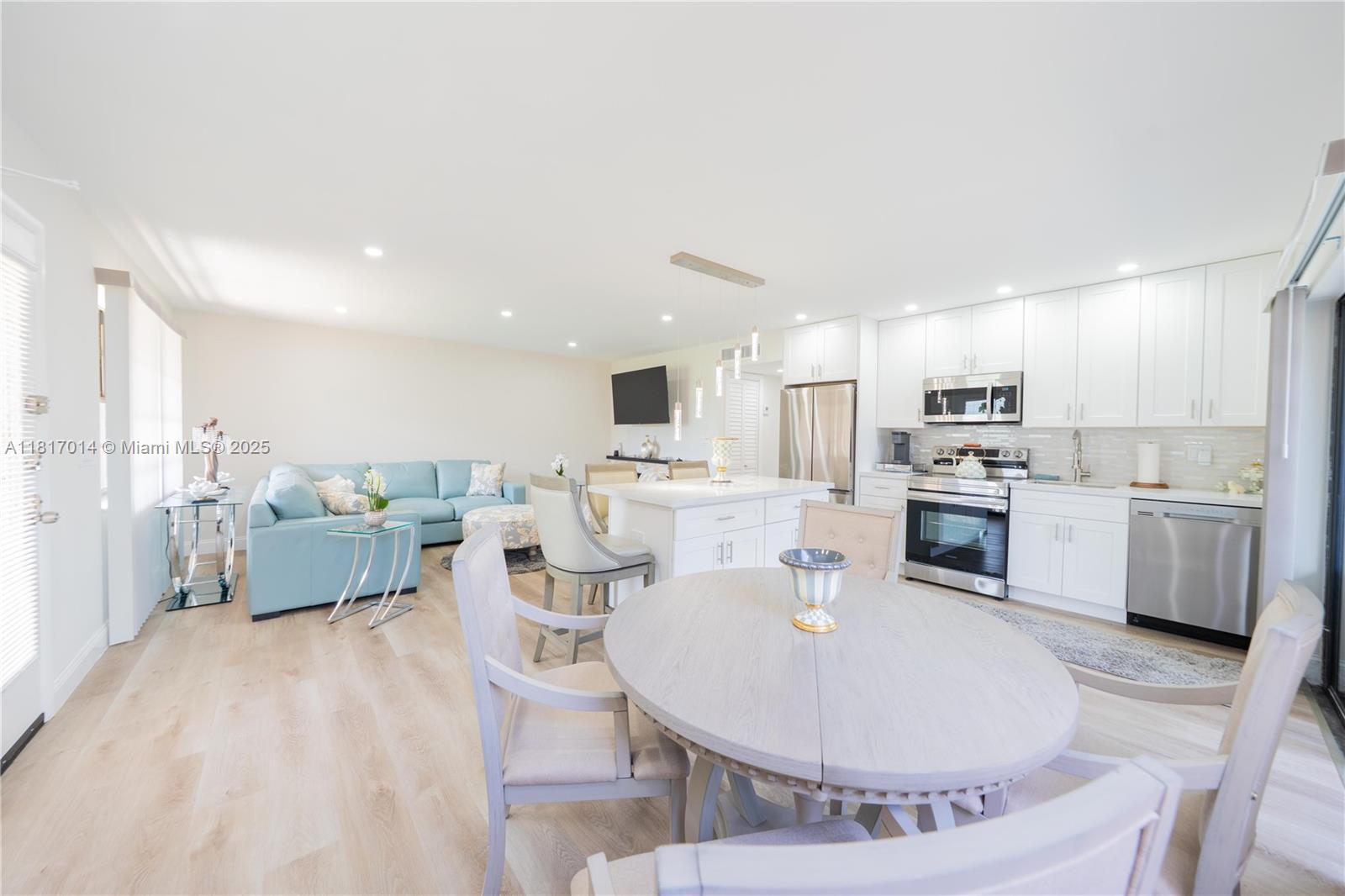 KINGS POINT PIEDMONT COND - Residential
