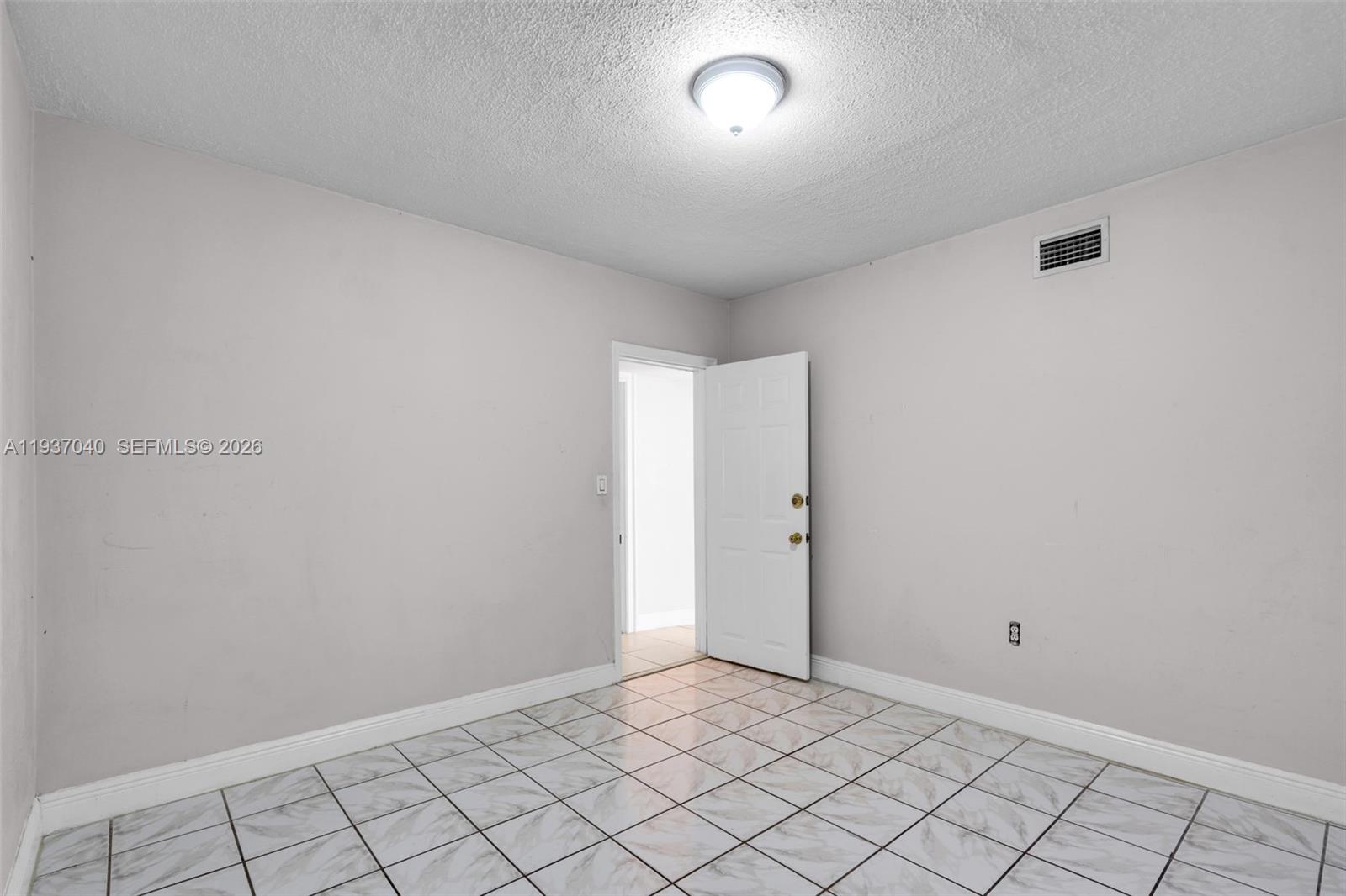 CORAL WAY PK SEC D - Residential