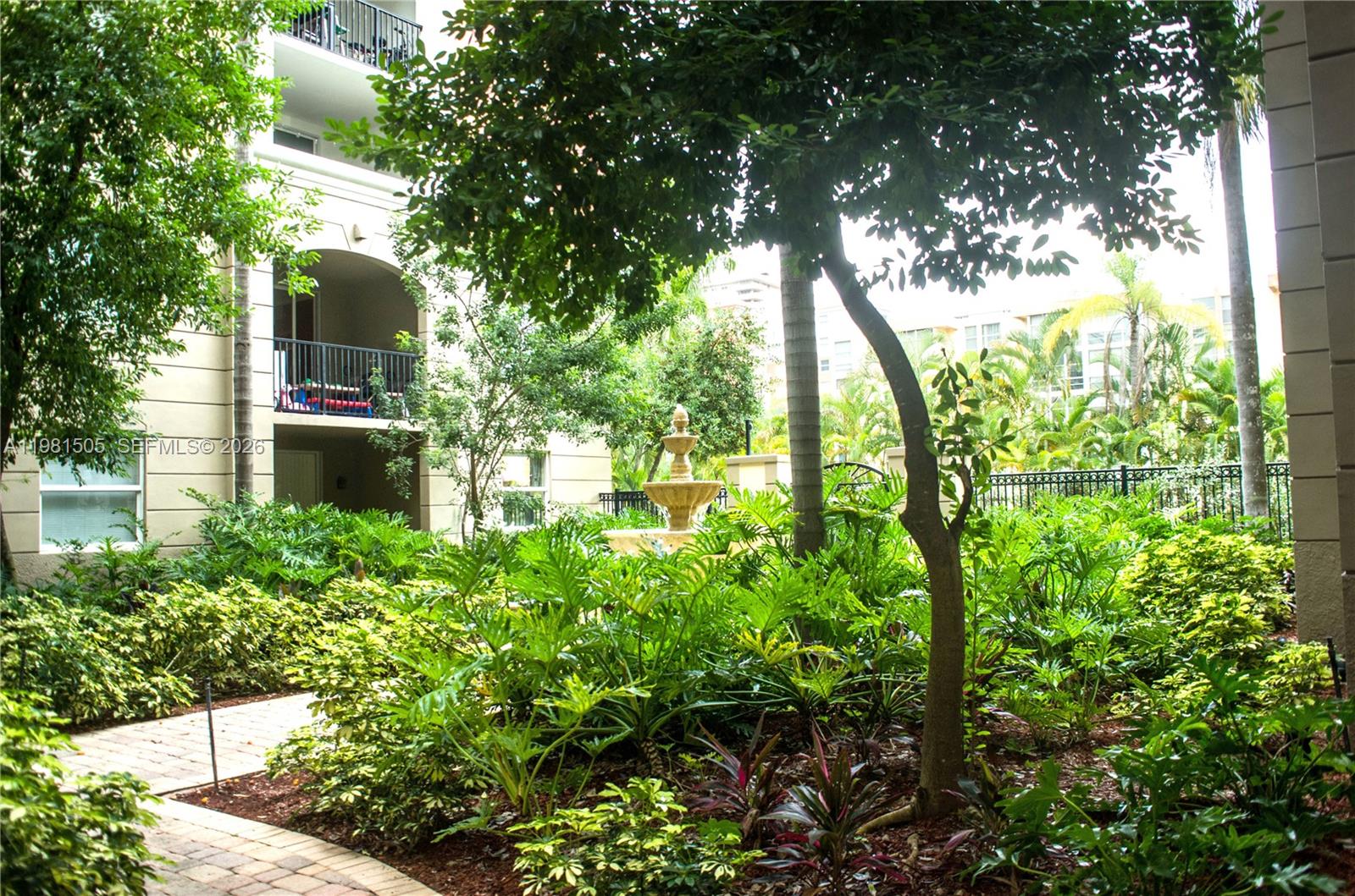 PORTO BELLAGIO CONDO - Residential Lease