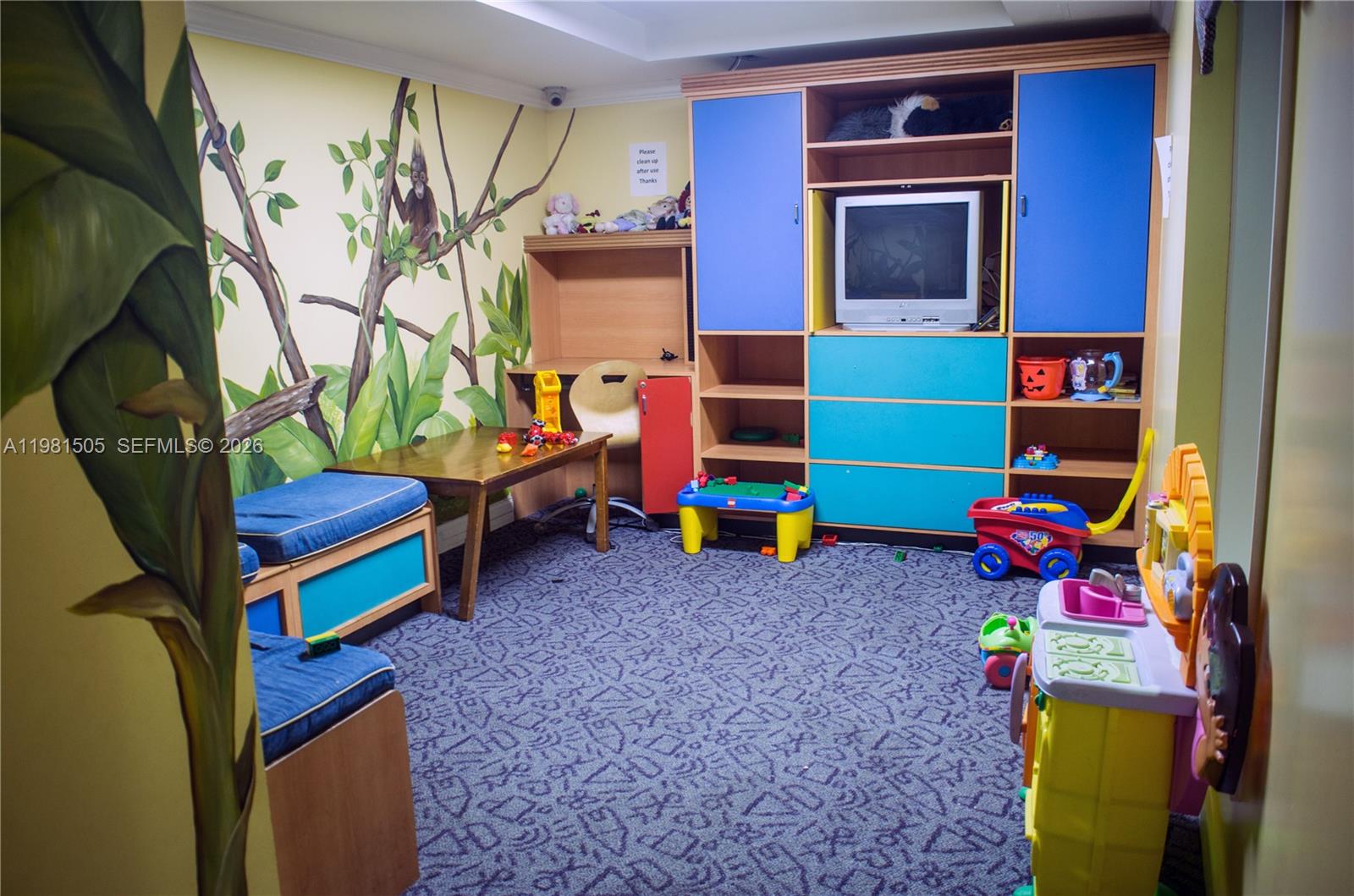 PORTO BELLAGIO CONDO - Residential Lease