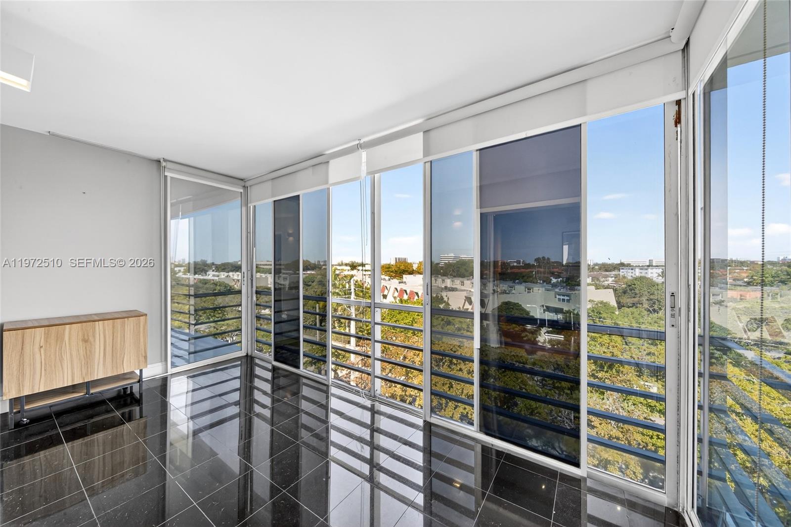 BAHIA VISTA CONDO - Residential