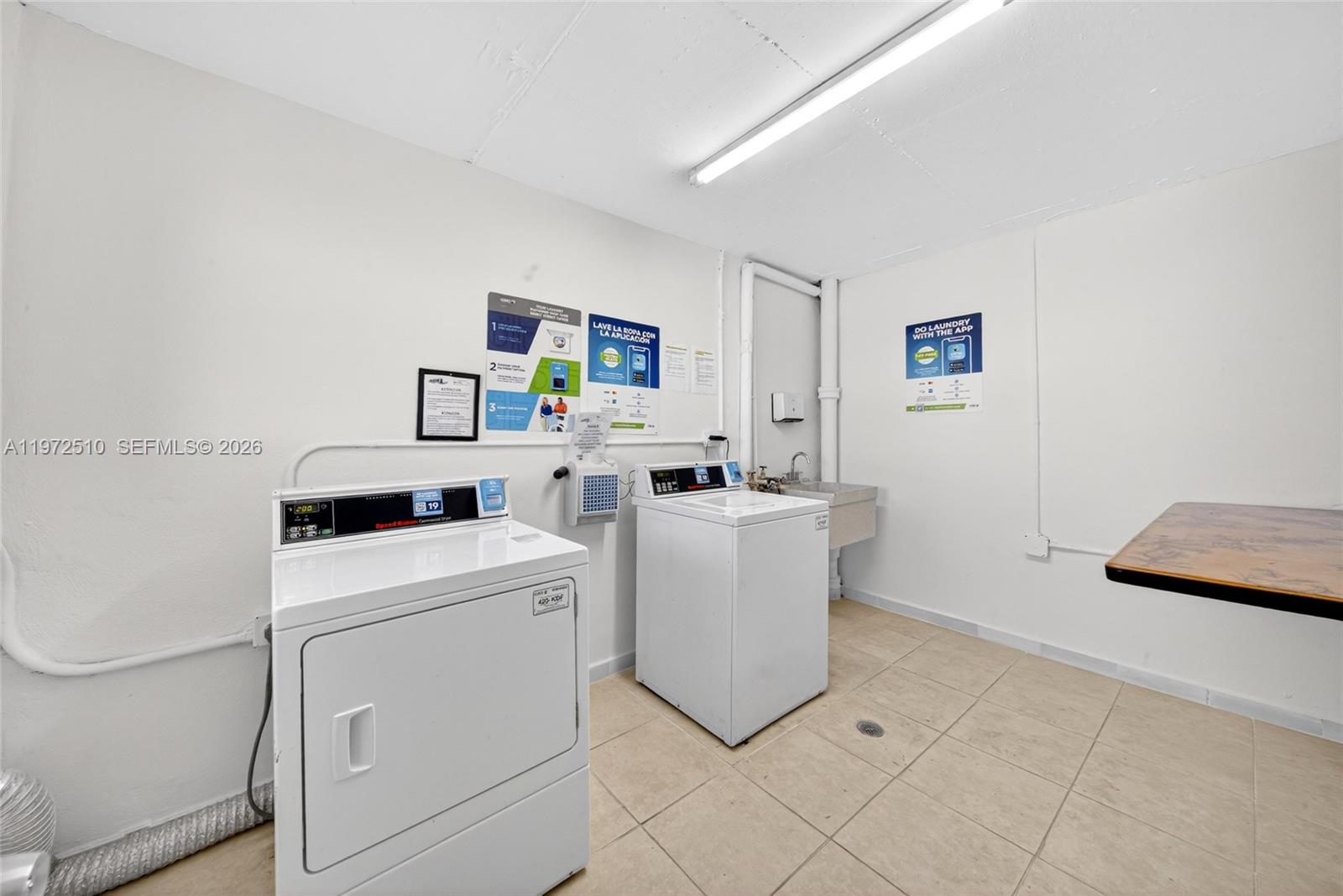 BAHIA VISTA CONDO - Residential