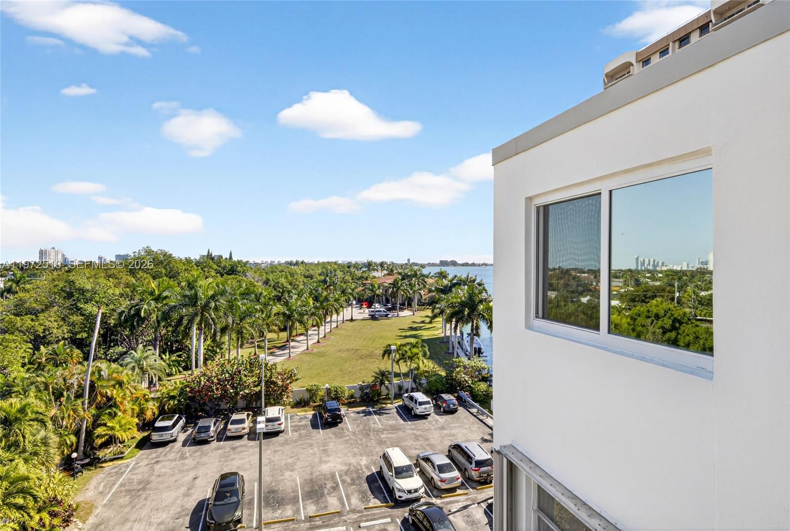 BAHIA VISTA CONDO - Residential