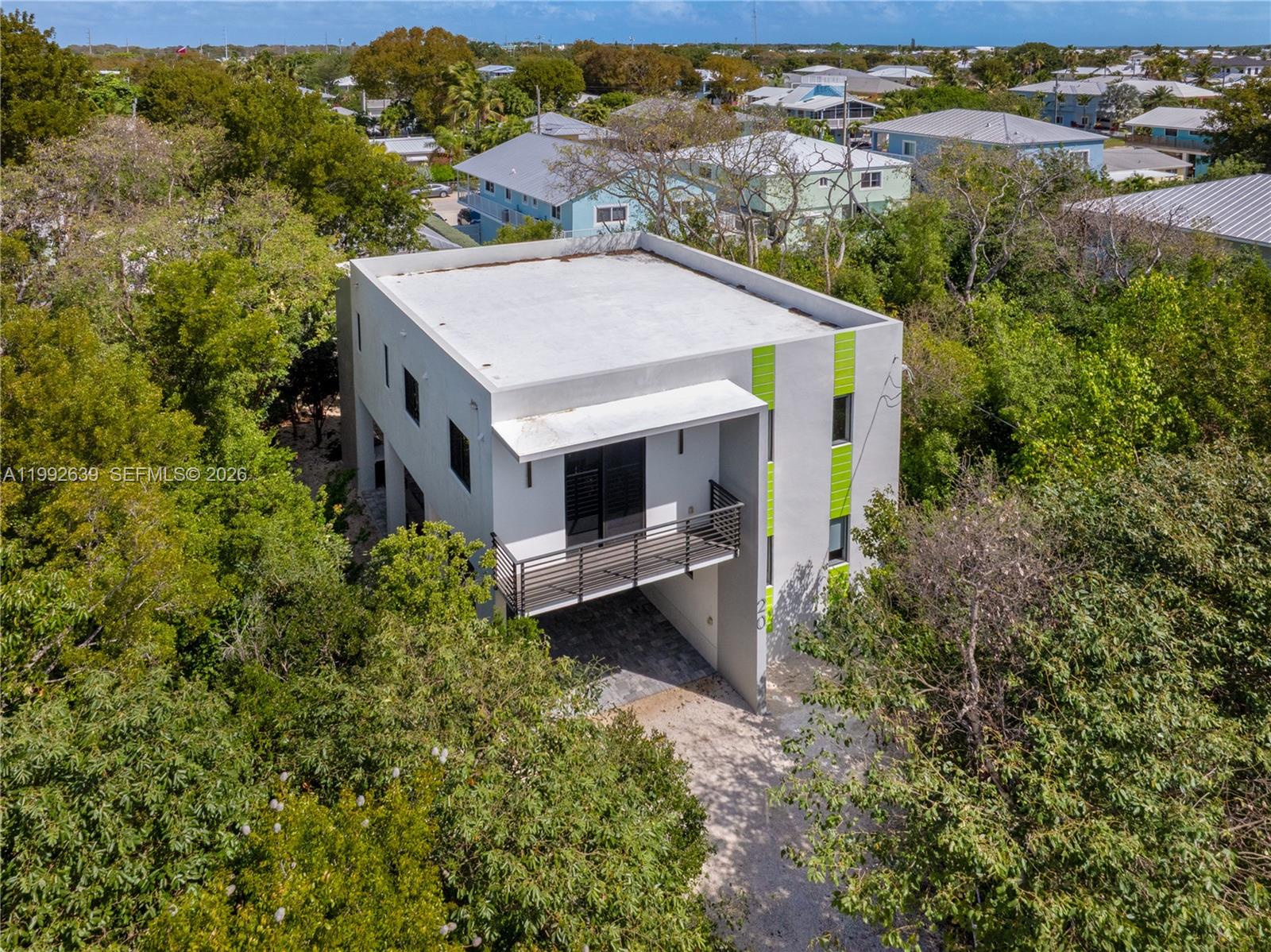 KEY LARGO BEACH - Residential