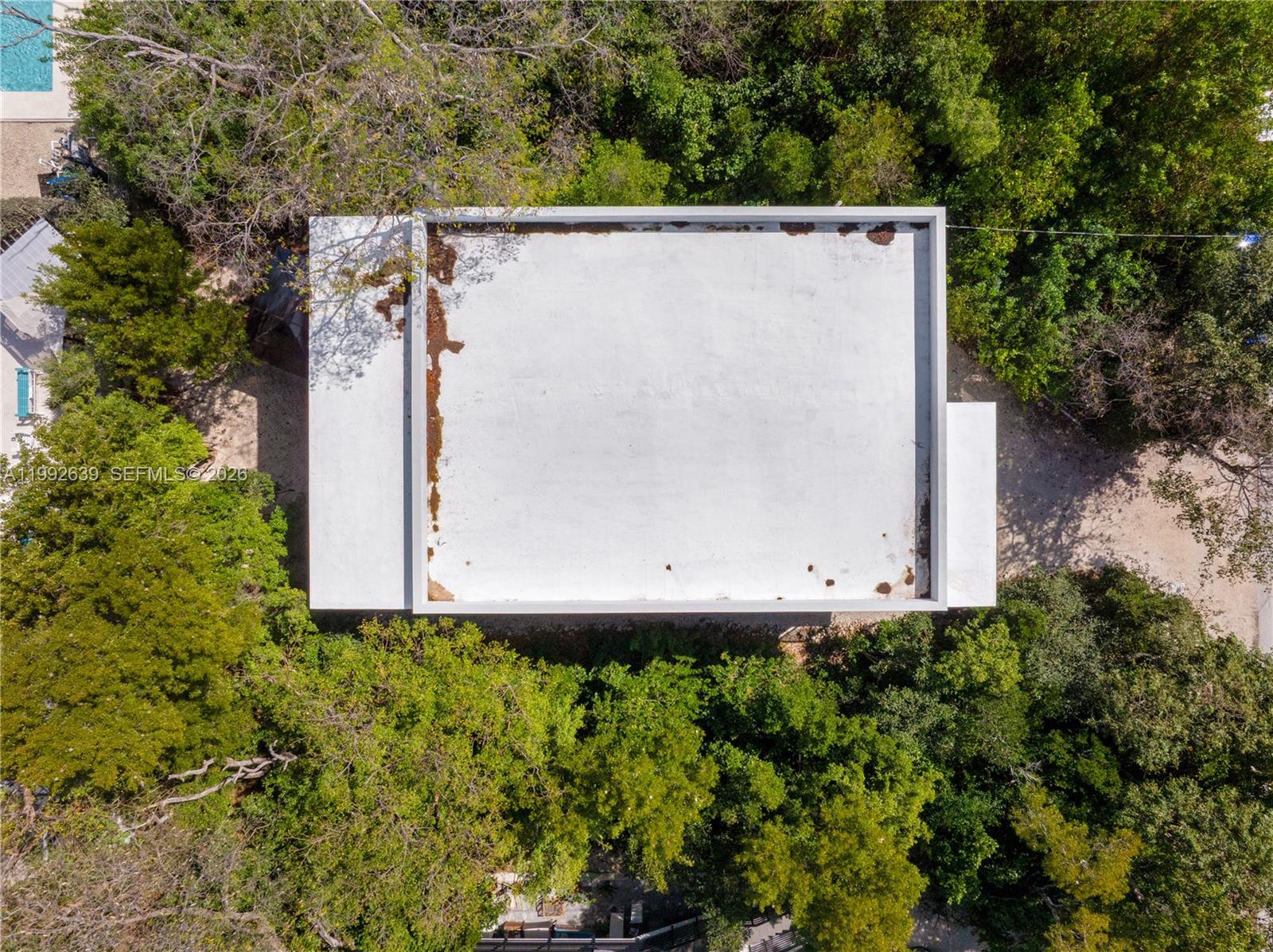 KEY LARGO BEACH - Residential