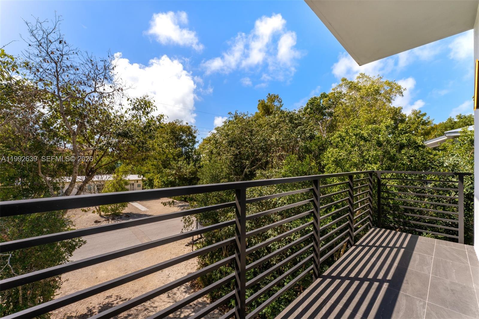 KEY LARGO BEACH - Residential