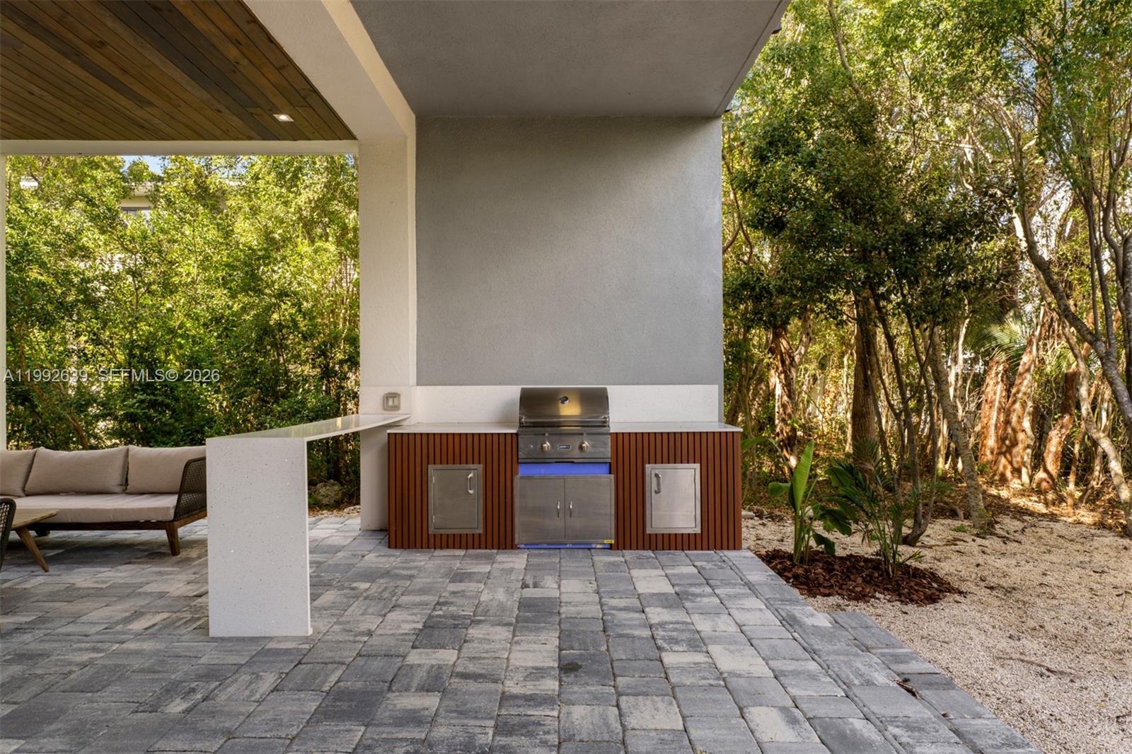 KEY LARGO BEACH - Residential