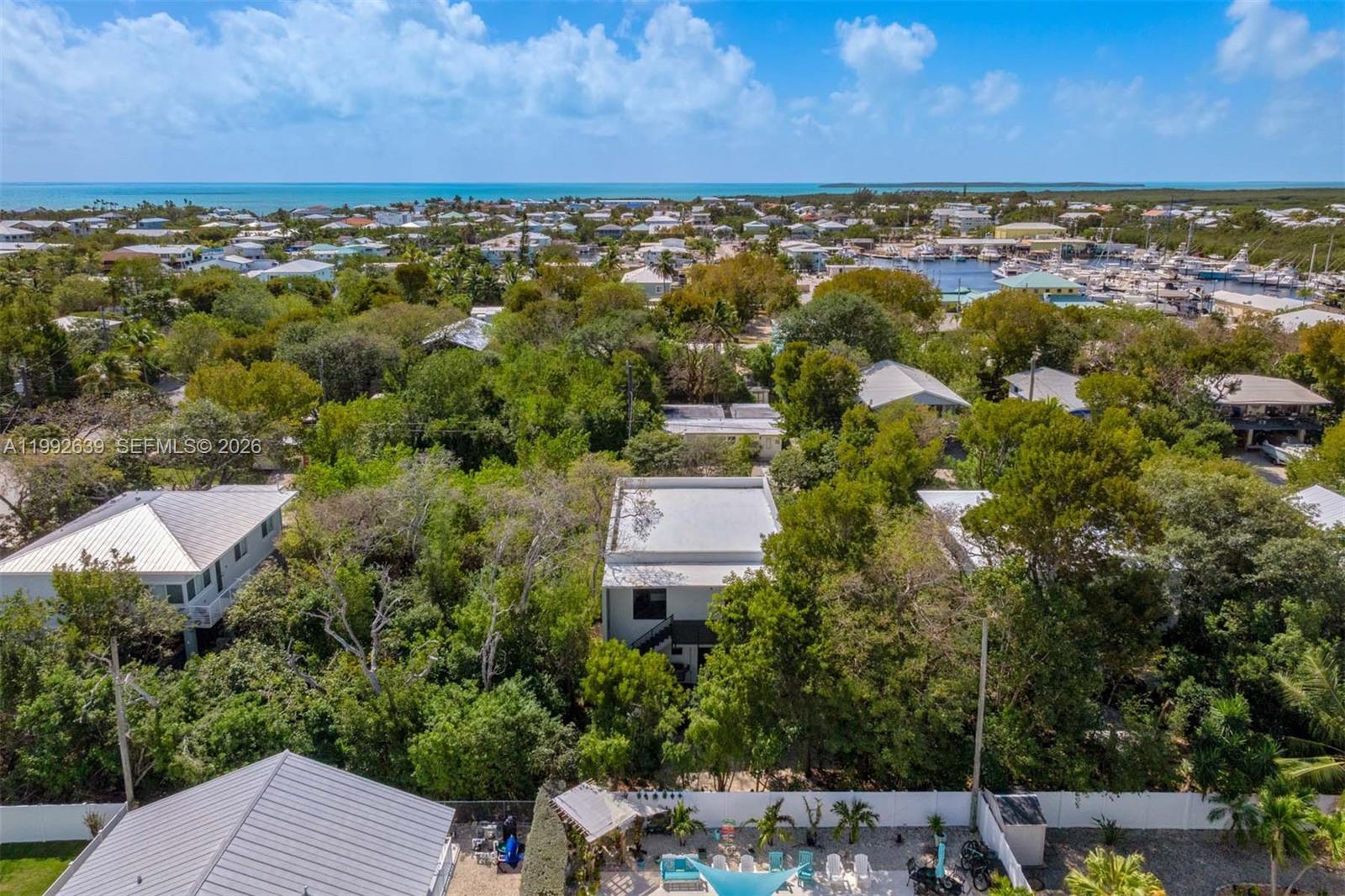 KEY LARGO BEACH - Residential
