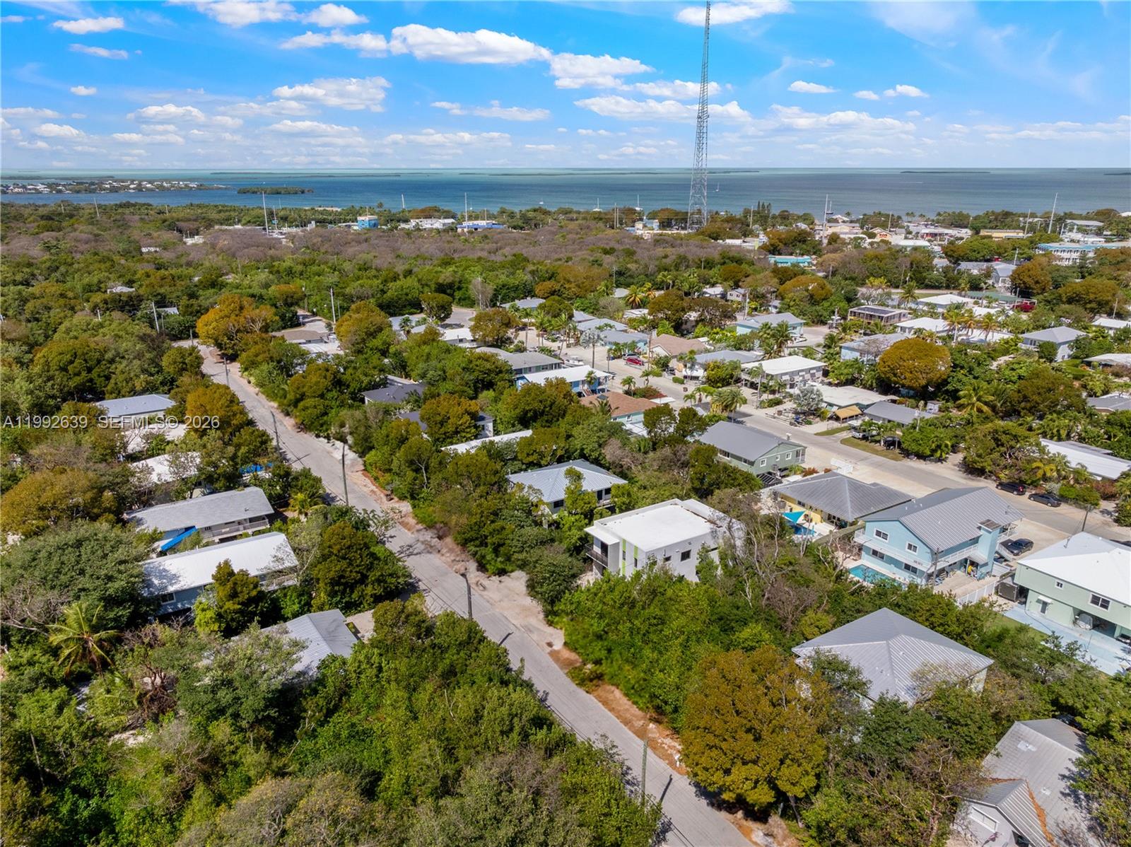 KEY LARGO BEACH - Residential