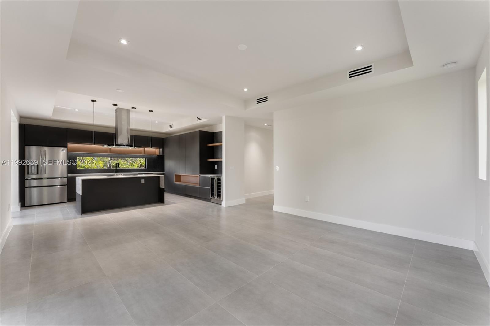 KEY LARGO BEACH - Residential