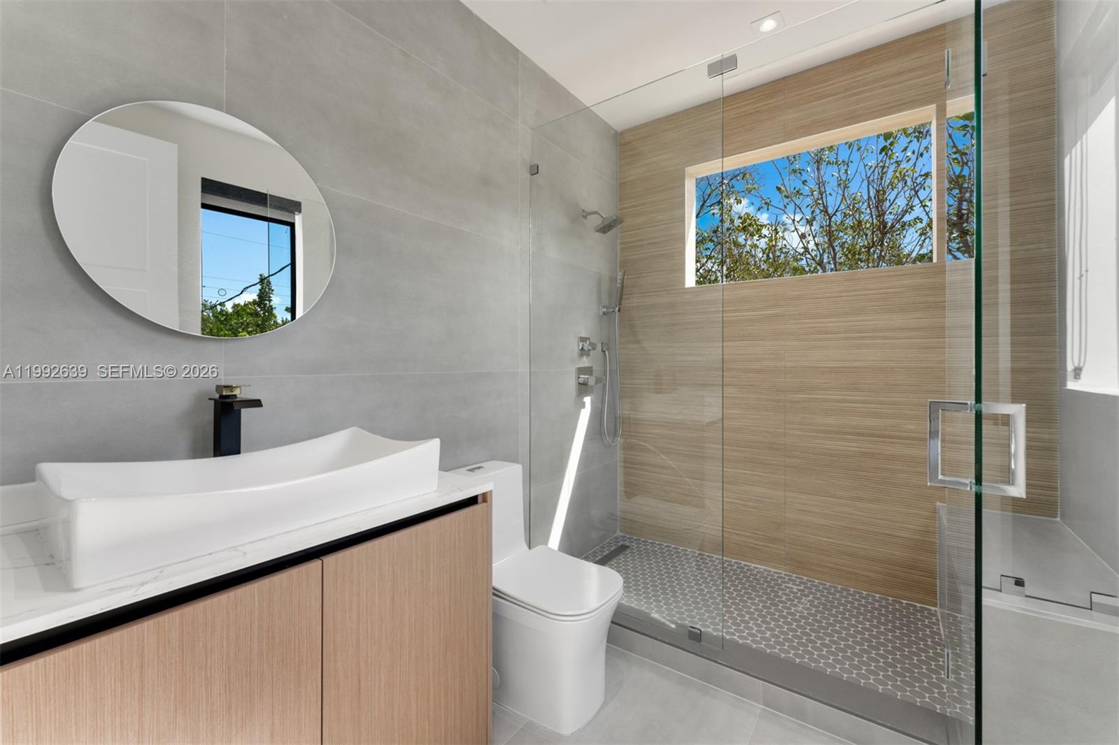 KEY LARGO BEACH - Residential