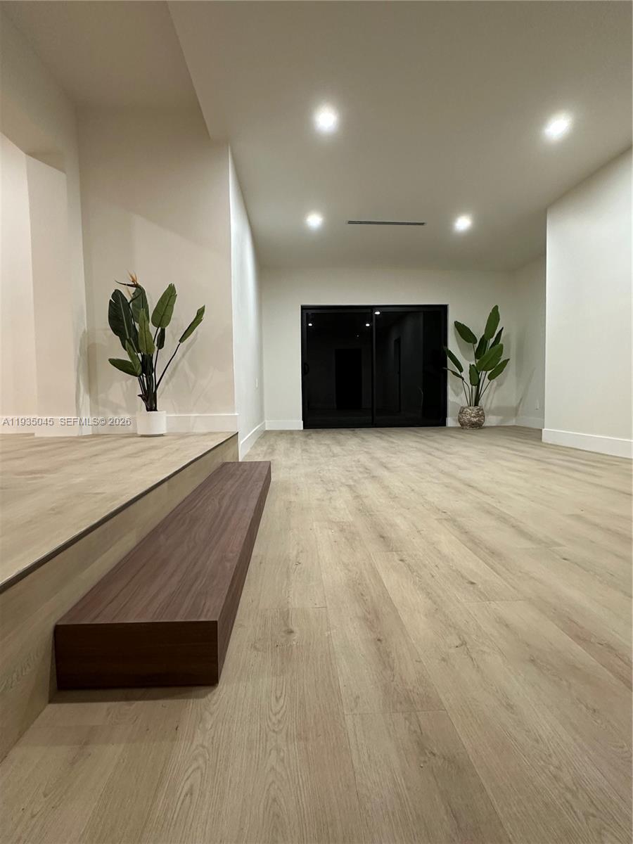 BREEZESWEPT HEIGHTS - Residential