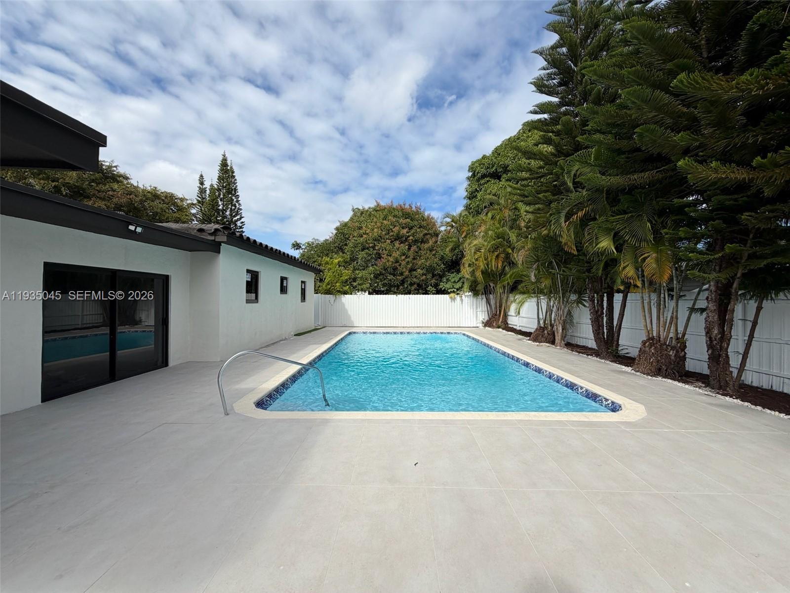 BREEZESWEPT HEIGHTS - Residential