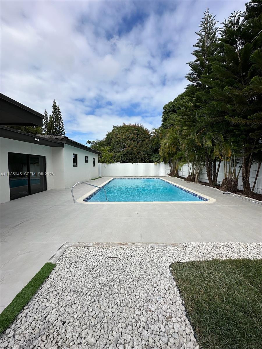 BREEZESWEPT HEIGHTS - Residential