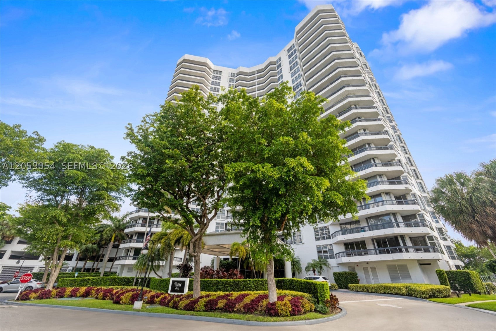 3400 NE 192nd St 1910, Aventura FL 33180