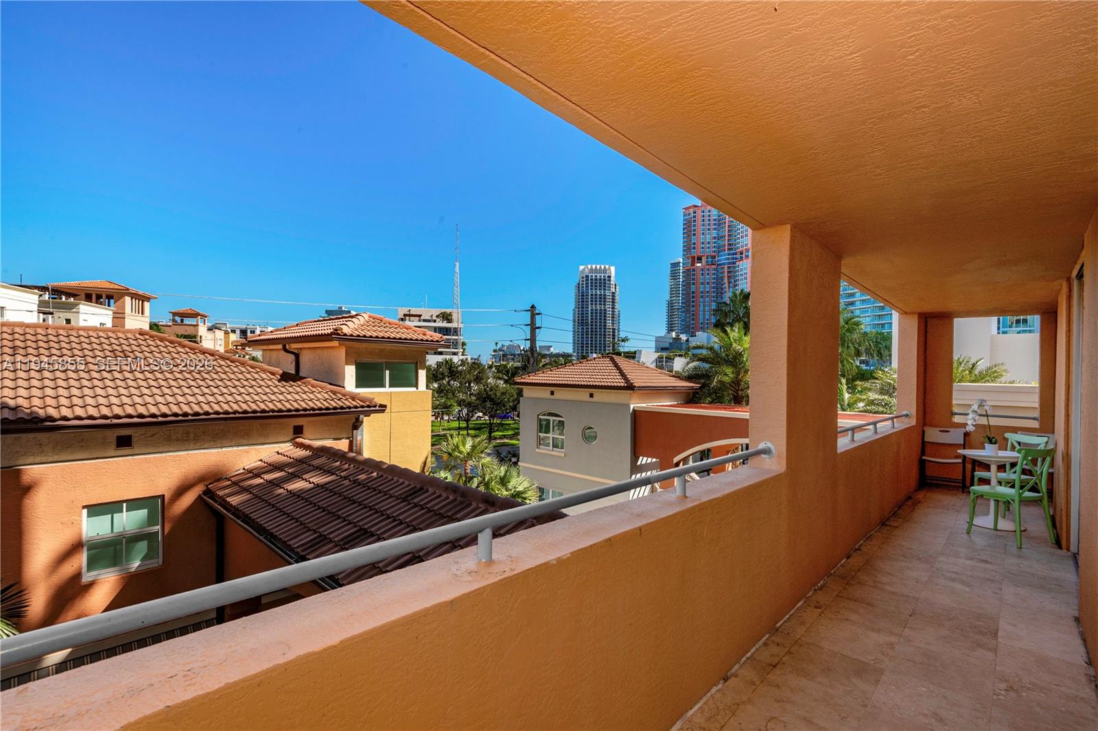 YACHT CLUB AT PORTOFINO - Residential