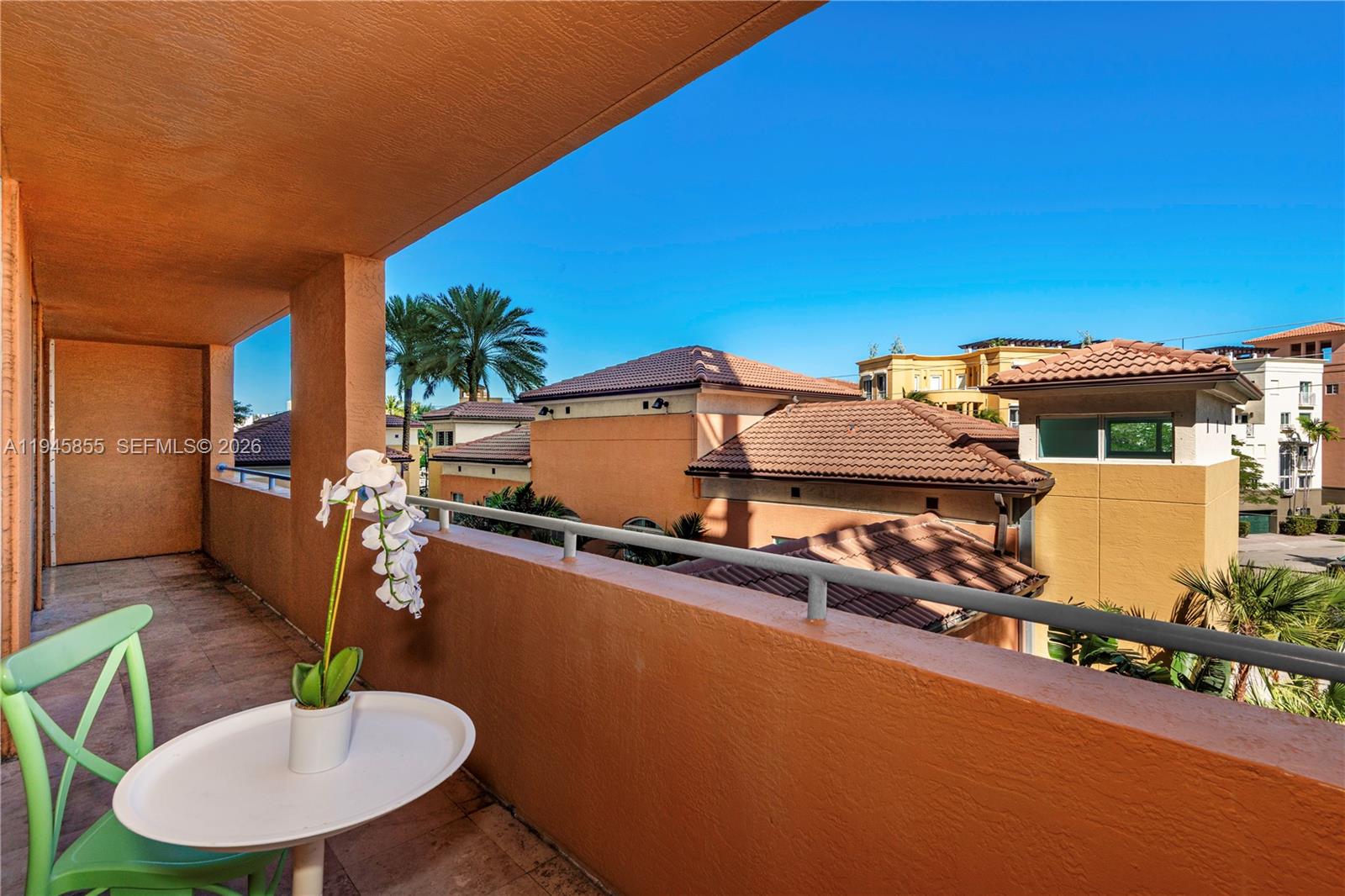 YACHT CLUB AT PORTOFINO - Residential