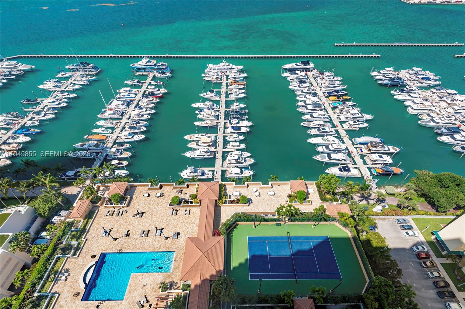 YACHT CLUB AT PORTOFINO - Residential