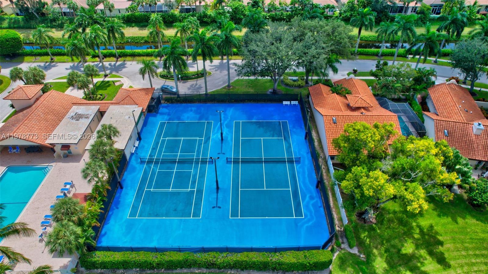 LA CASA 2 - Residential