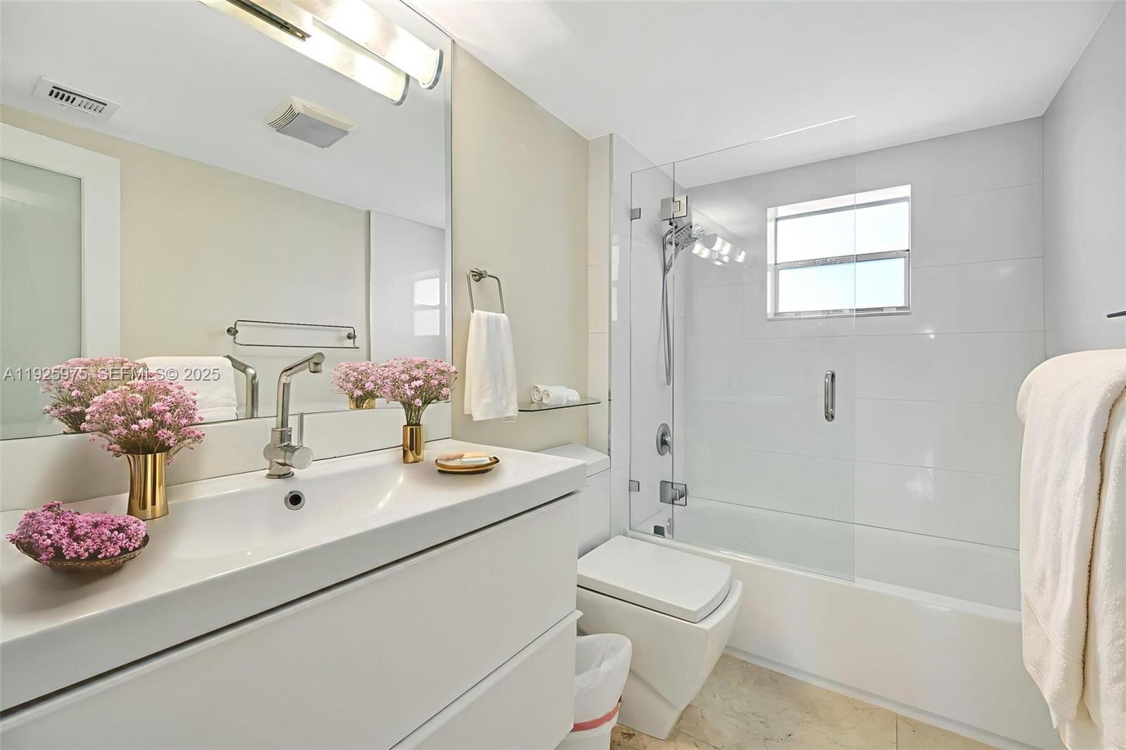 WATERS EDGE OF CORAL GABL - Residential