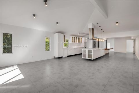 801 NE 118th St Biscayne Park FL 33161