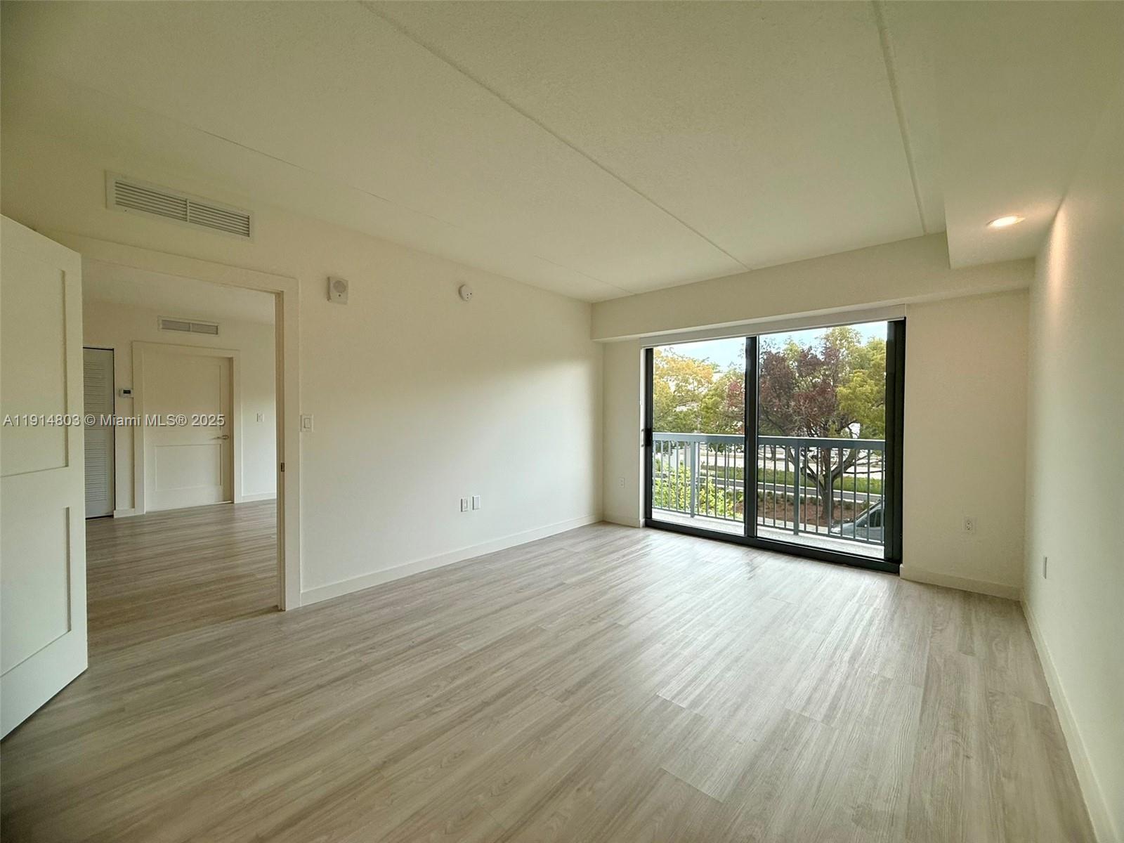 SILVER BLUFF EST SEC C - Residential Lease