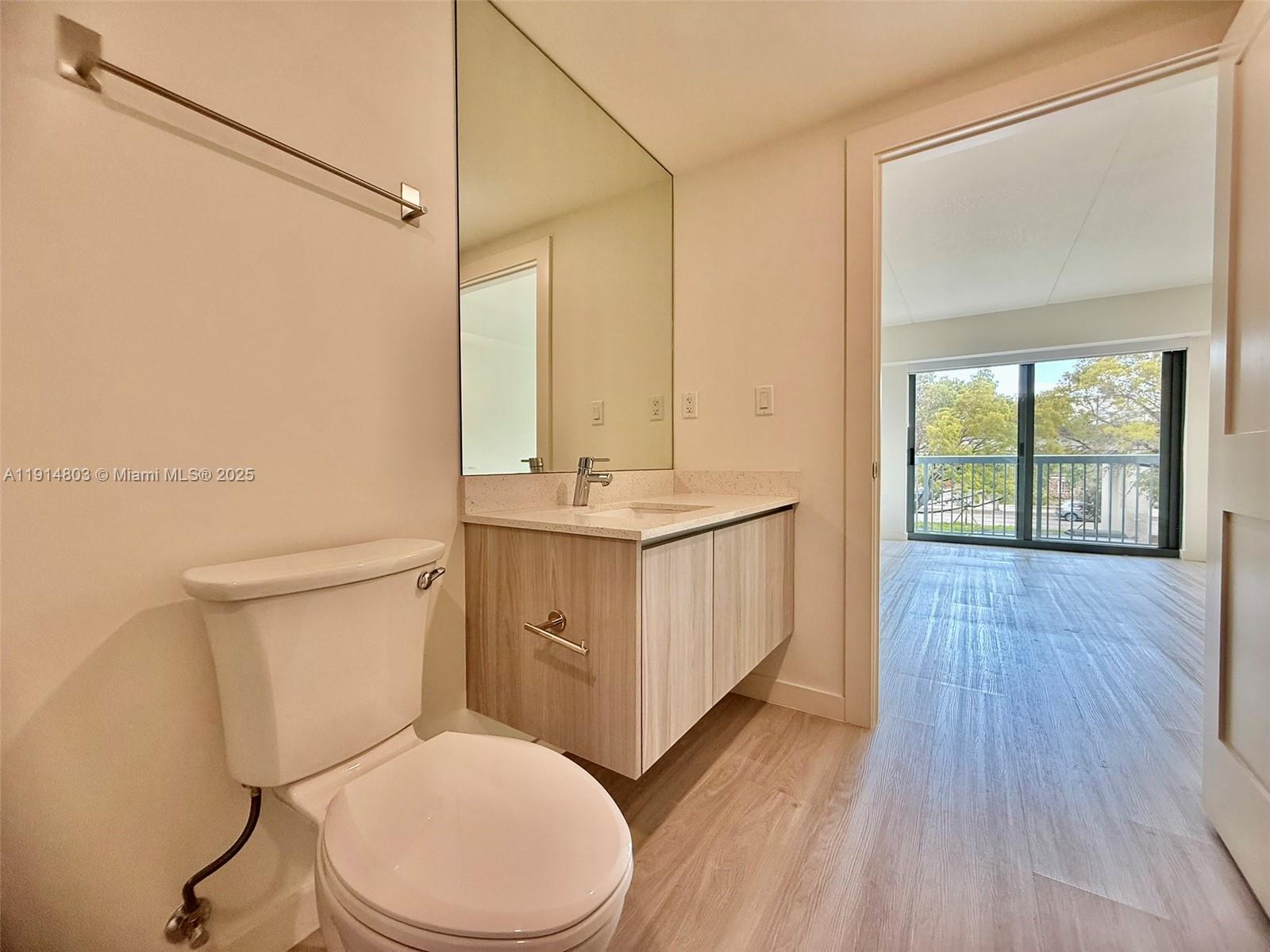 SILVER BLUFF EST SEC C - Residential Lease