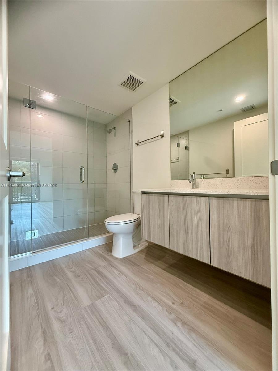 SILVER BLUFF EST SEC C - Residential Lease