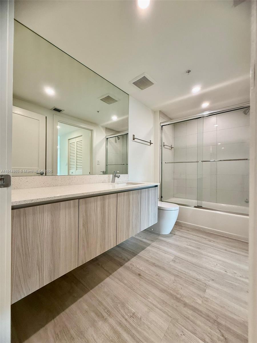 SILVER BLUFF EST SEC C - Residential Lease