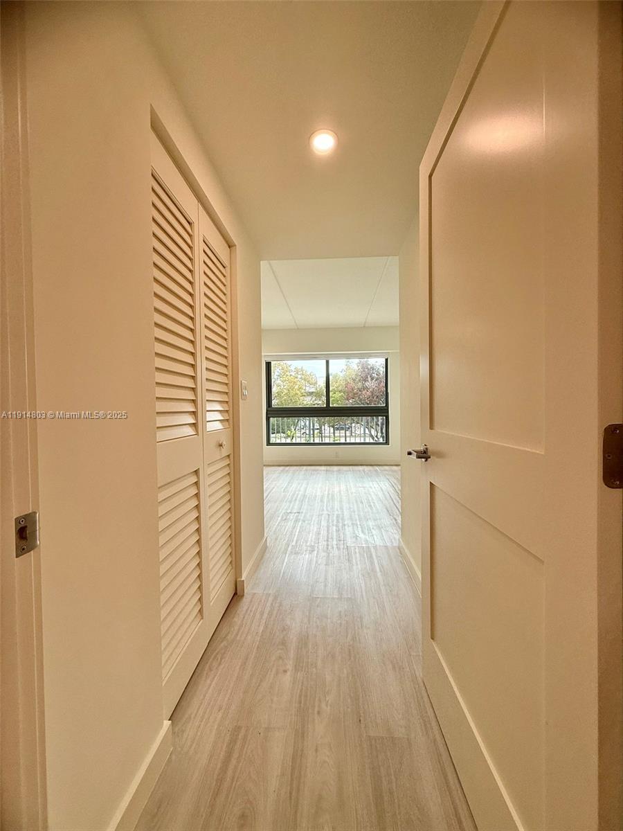 SILVER BLUFF EST SEC C - Residential Lease