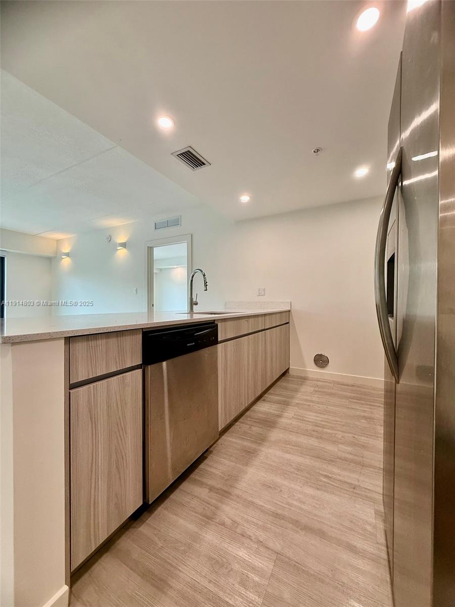 SILVER BLUFF EST SEC C - Residential Lease