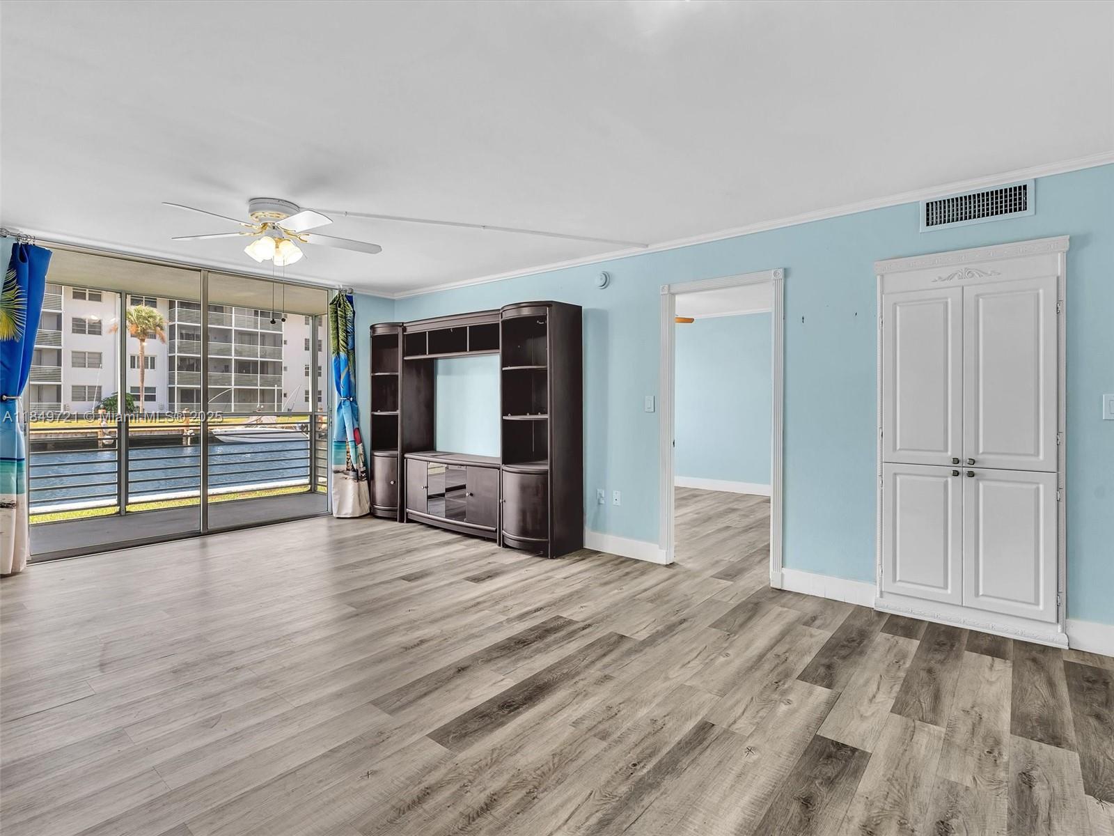 EDEN ISLES CONDO # 4 - Residential