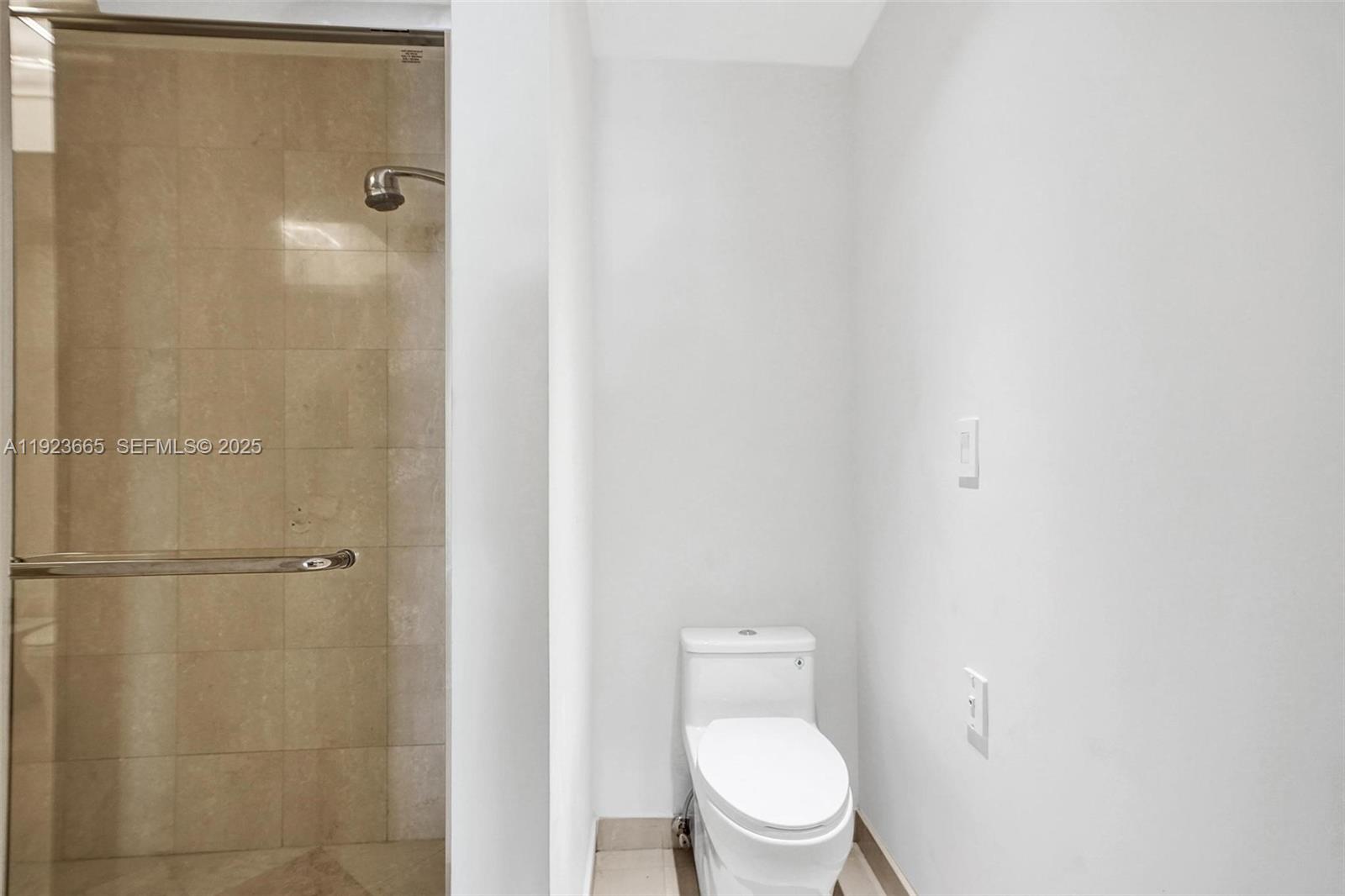 THE PALACE AT BAL HARBOUR - Residential Lease