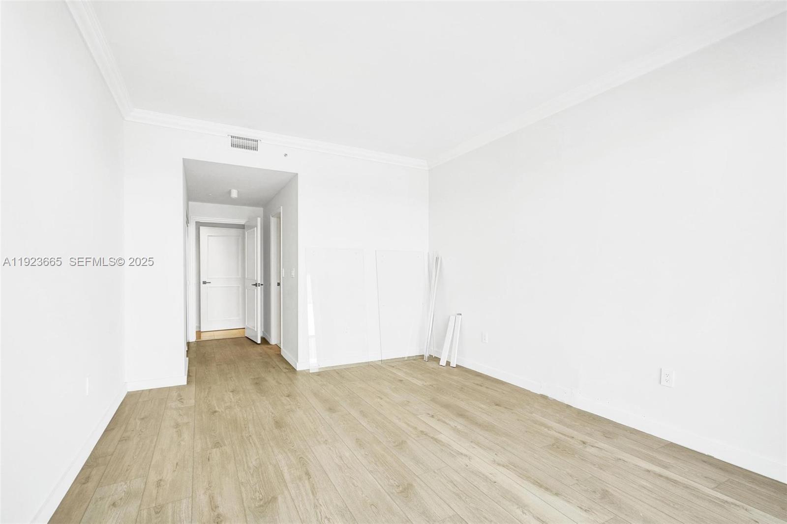 THE PALACE AT BAL HARBOUR - Residential Lease