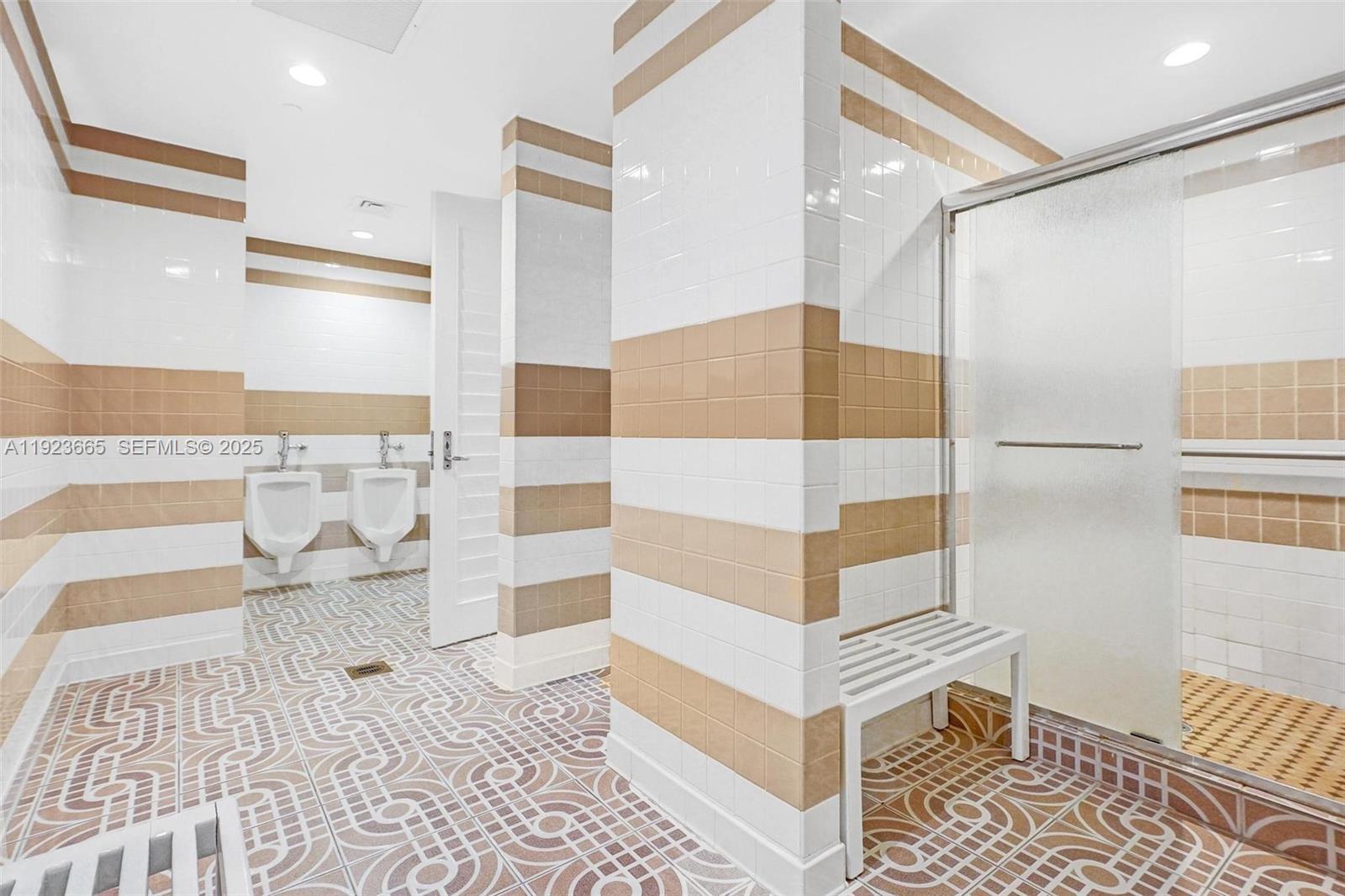 THE PALACE AT BAL HARBOUR - Residential Lease