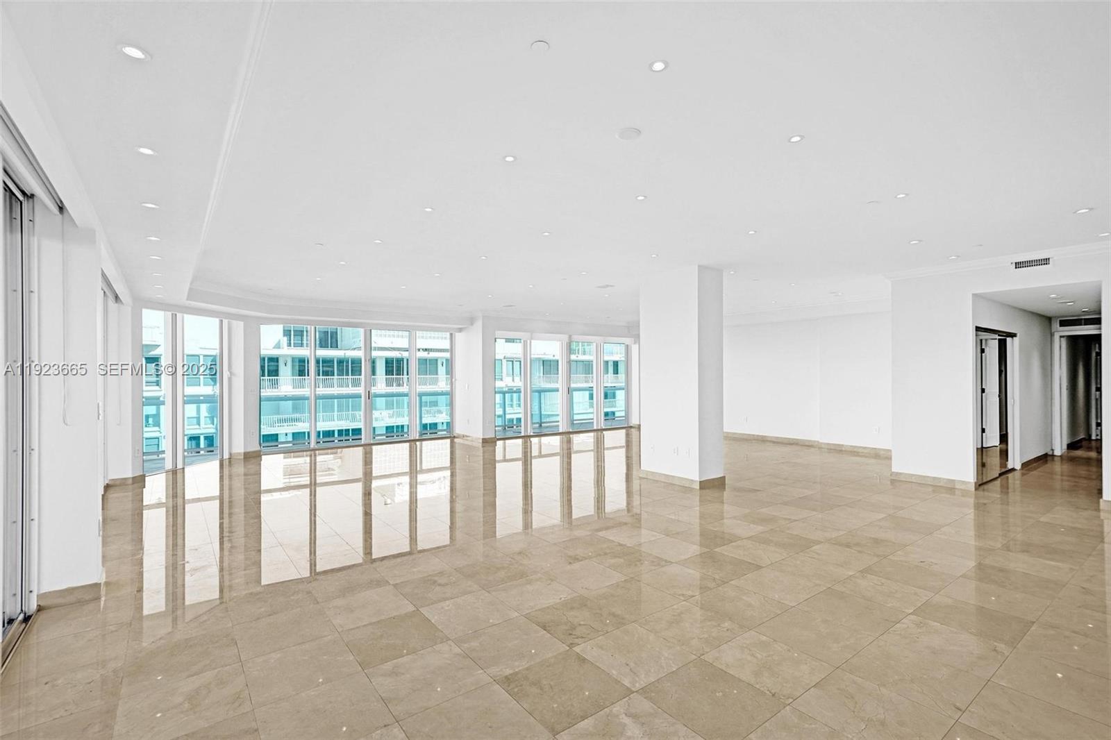 THE PALACE AT BAL HARBOUR - Residential Lease