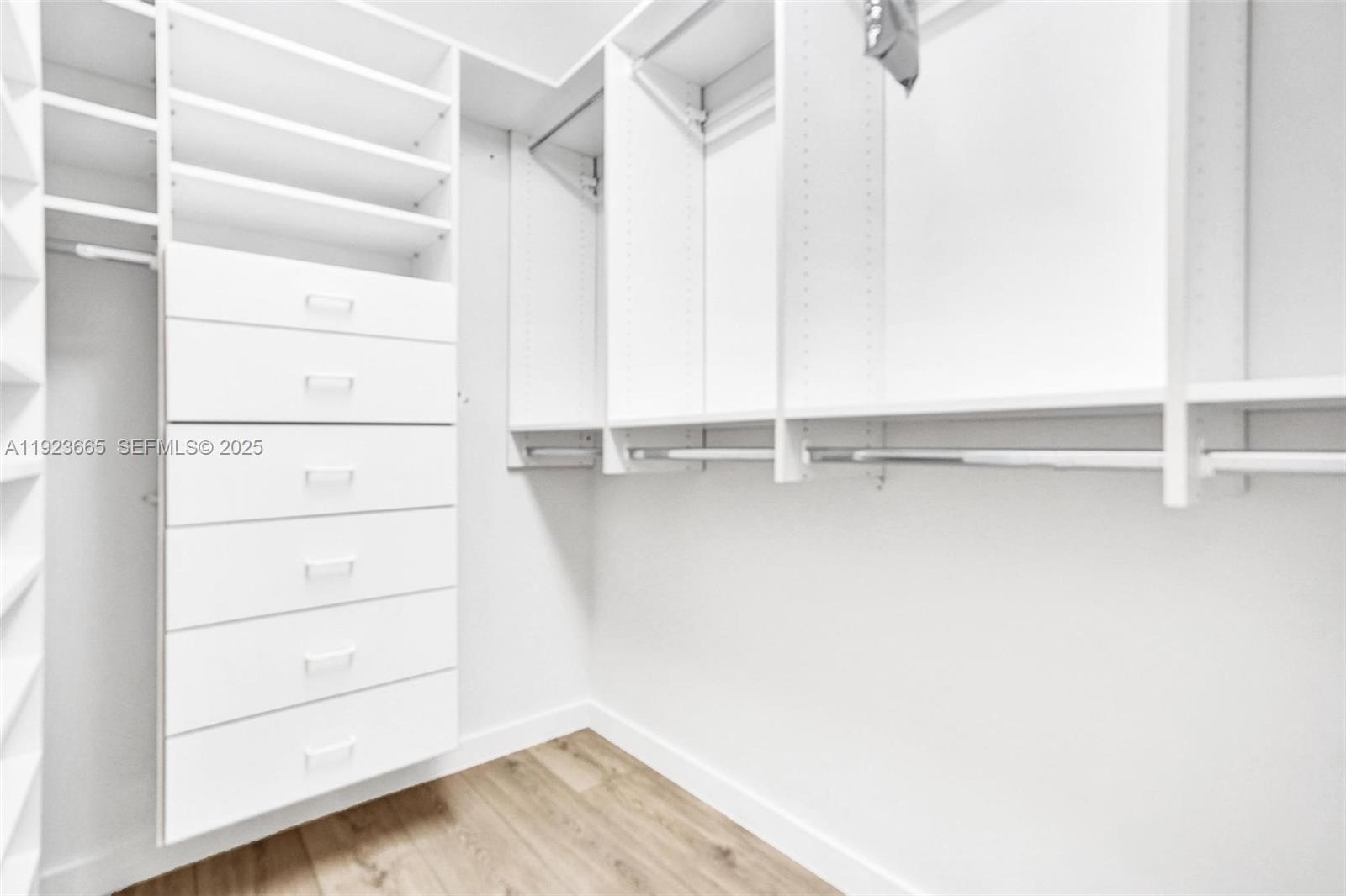 THE PALACE AT BAL HARBOUR - Residential Lease