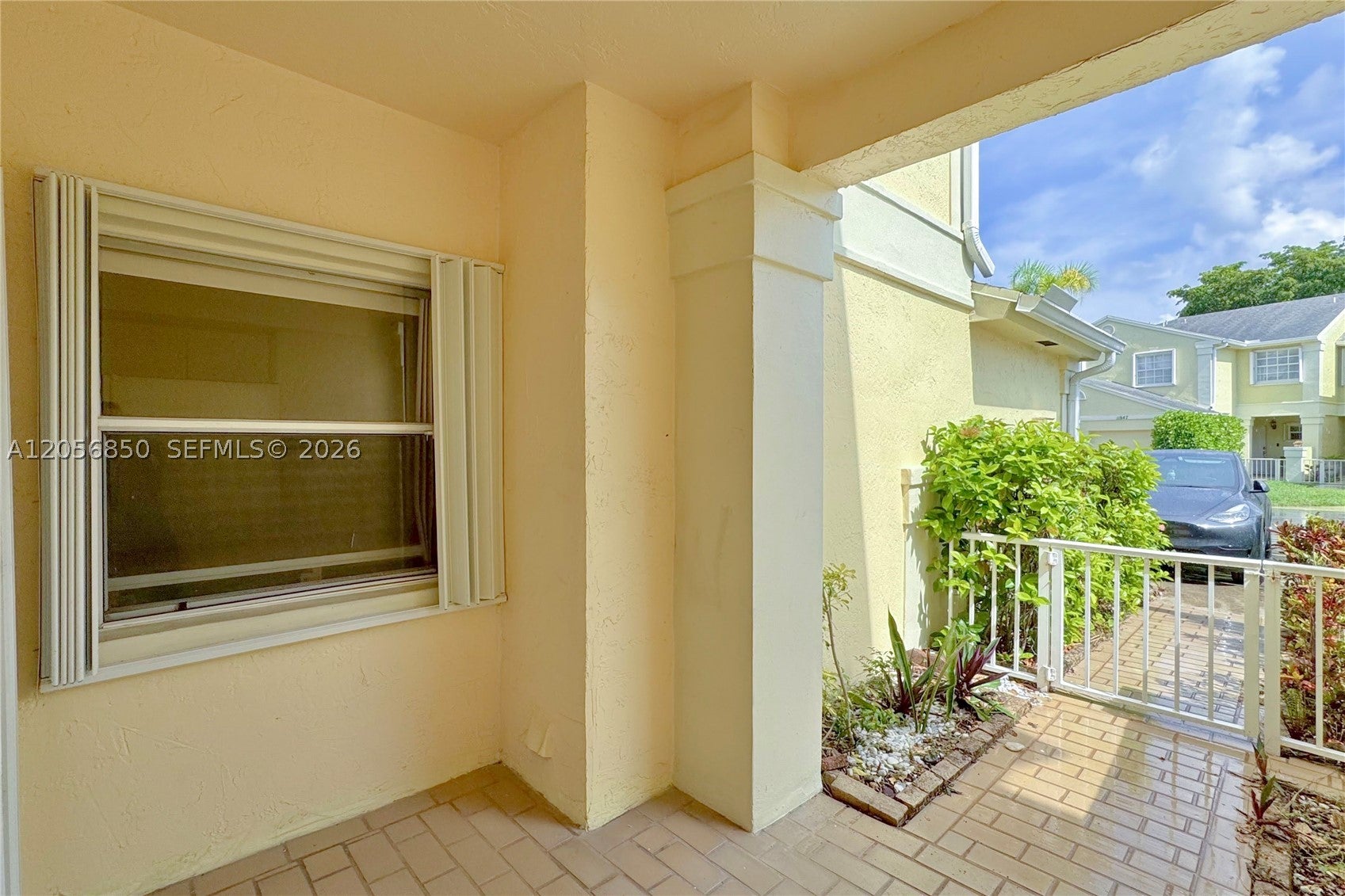 11848 SW 100th St, Miami FL 33186