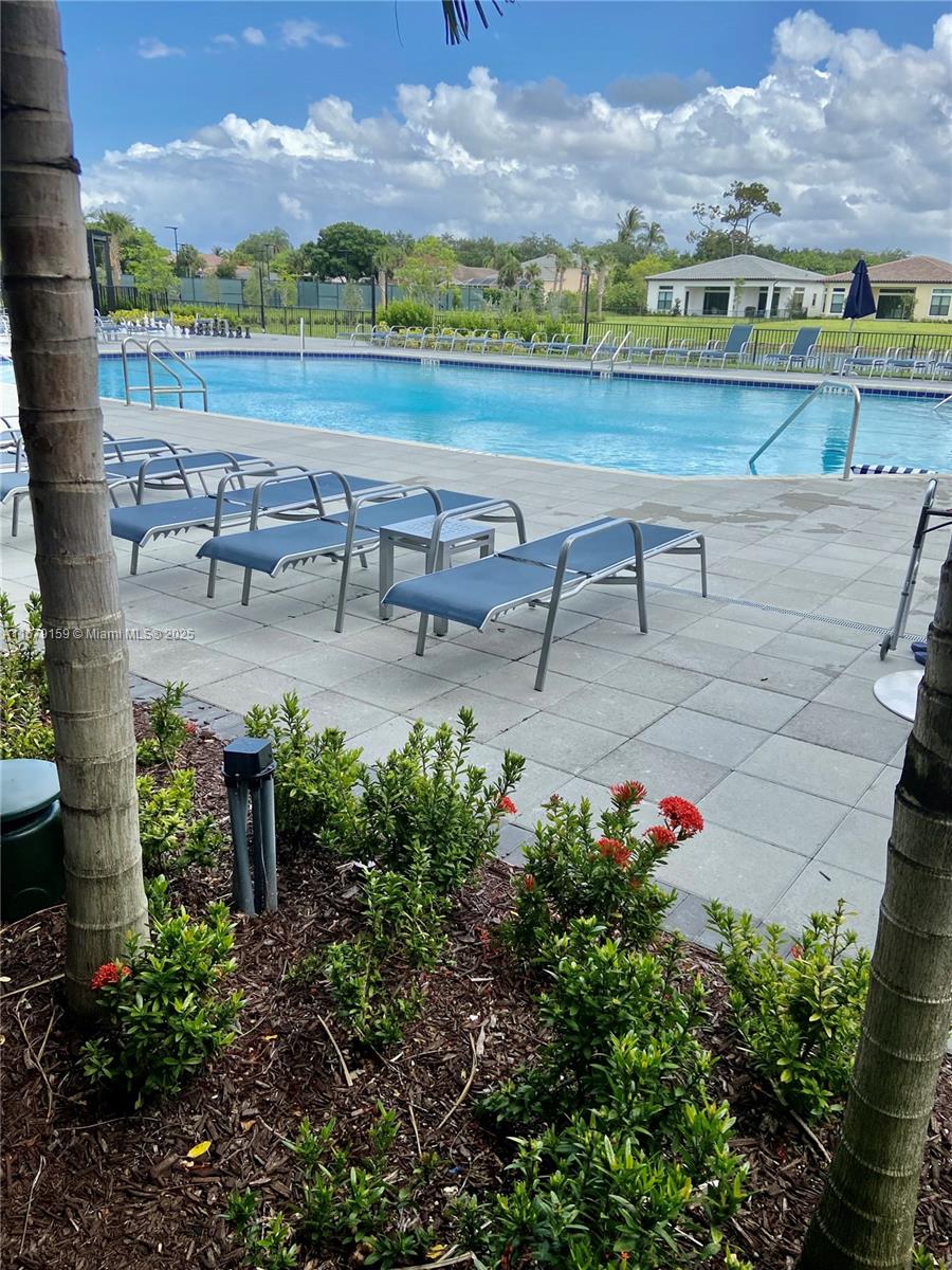 MCJUNKIN FARMS PLAT - Residential