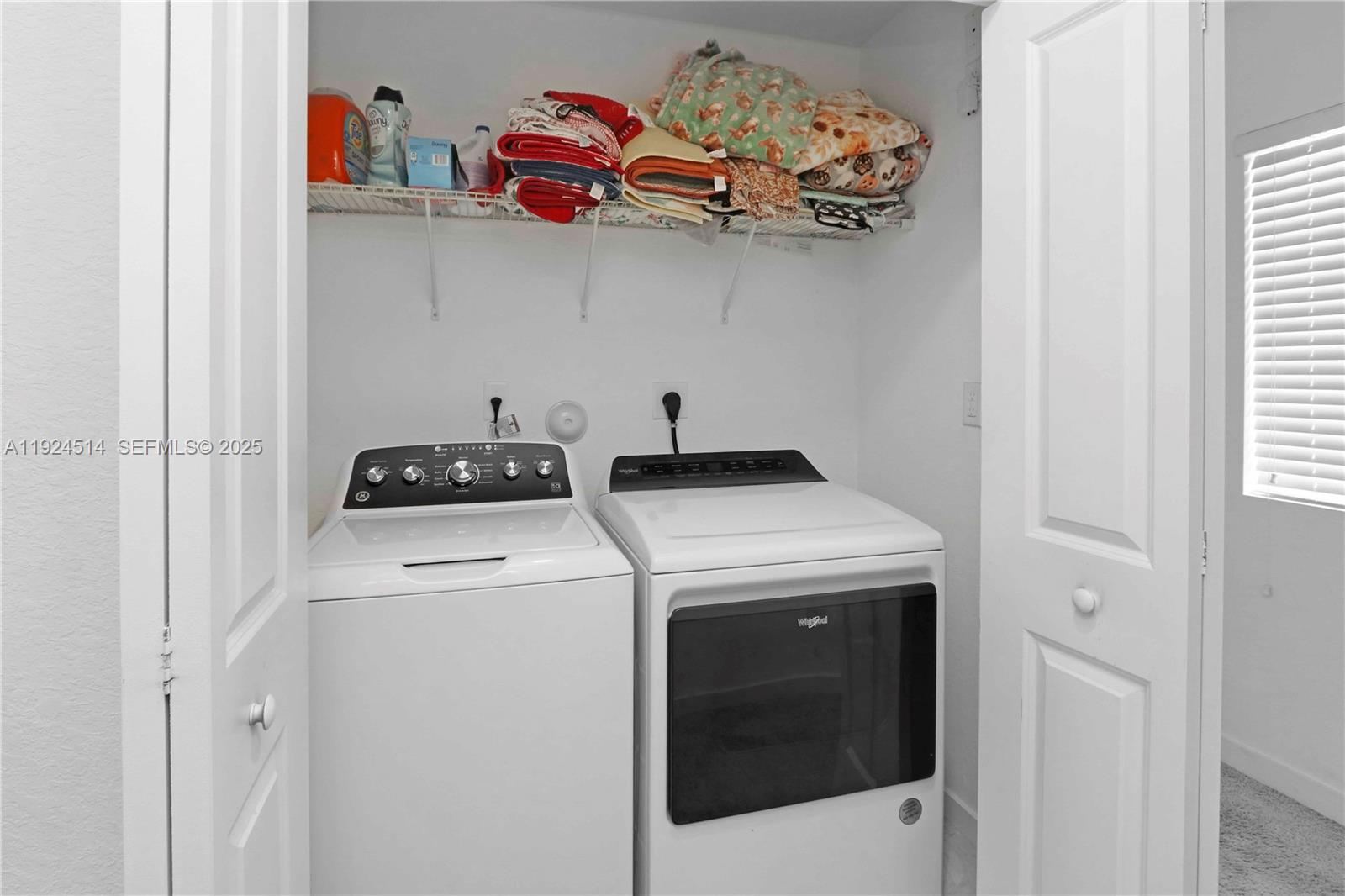 TOWNS AT SEASCAPE - Residential