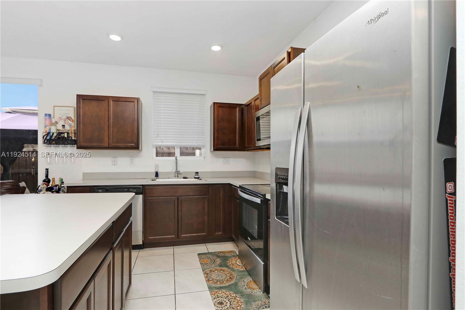 TOWNS AT SEASCAPE - Residential