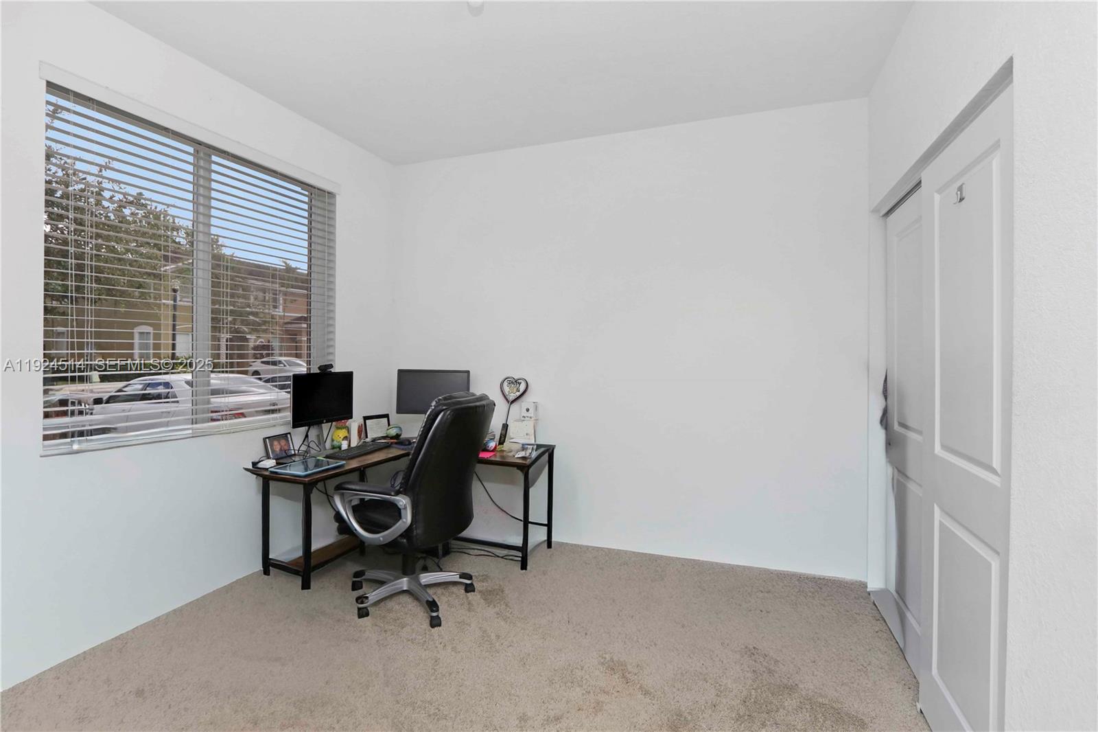 TOWNS AT SEASCAPE - Residential