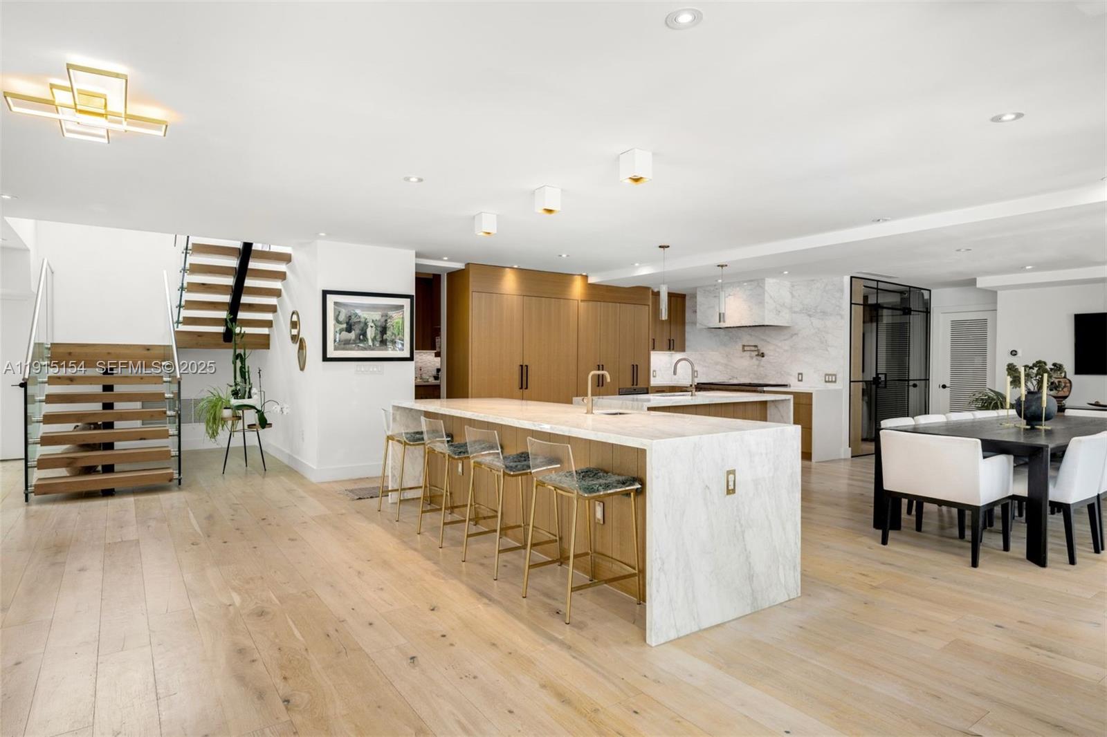 LAKE VIEW HEIGHTS SUB - Residential