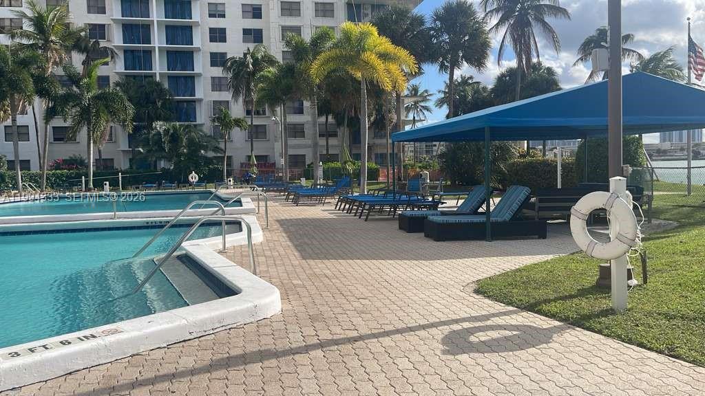 TOWER AT BISCAYNE COVE CO - Residential