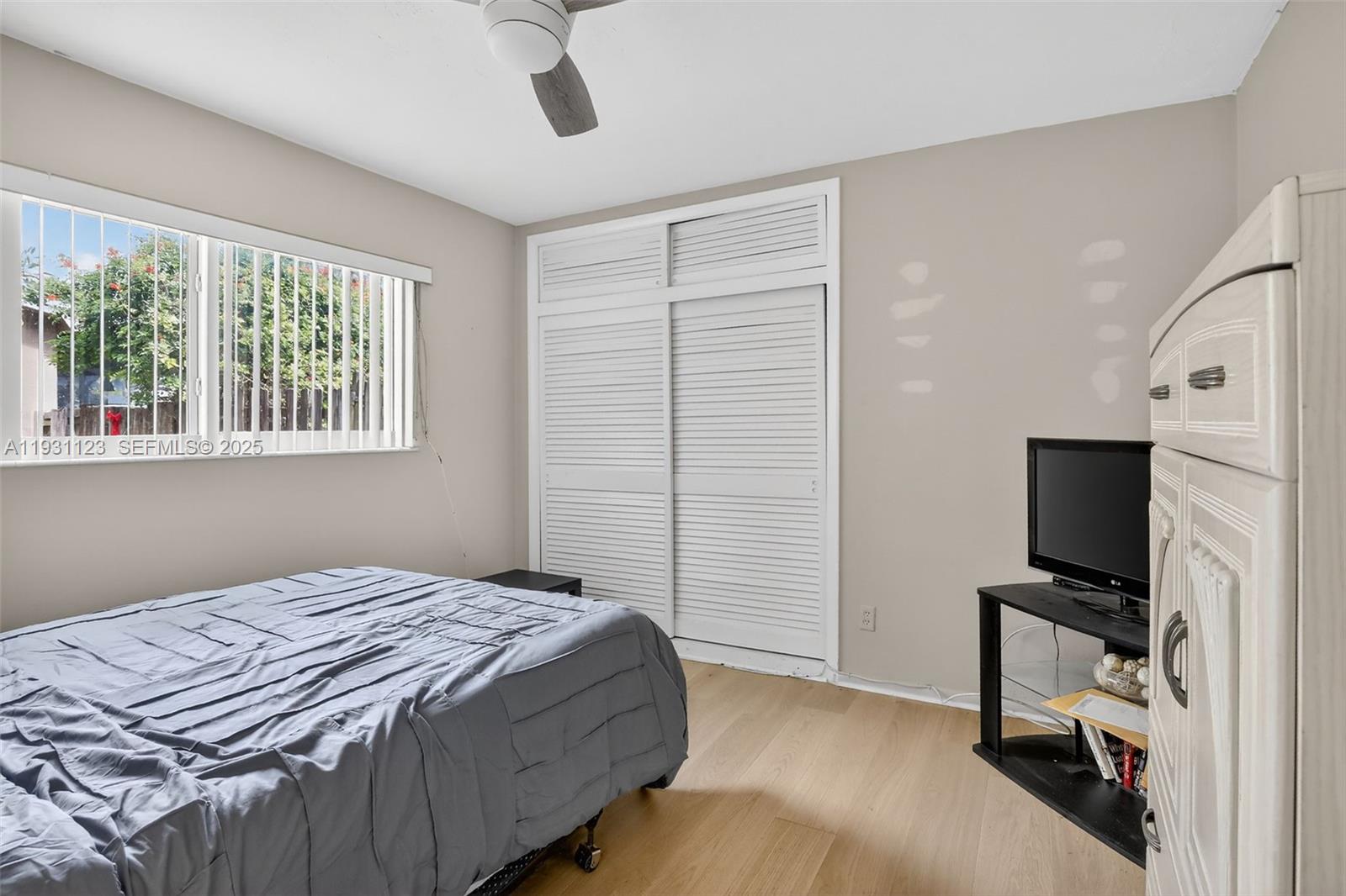 PASADENA LAKES - Residential