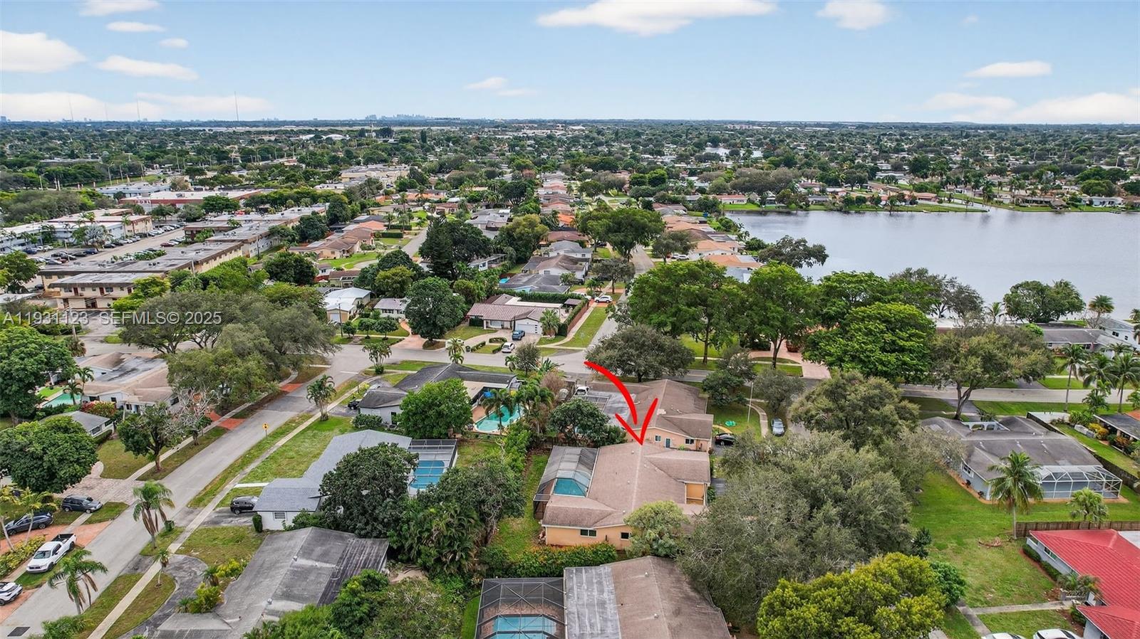 PASADENA LAKES - Residential